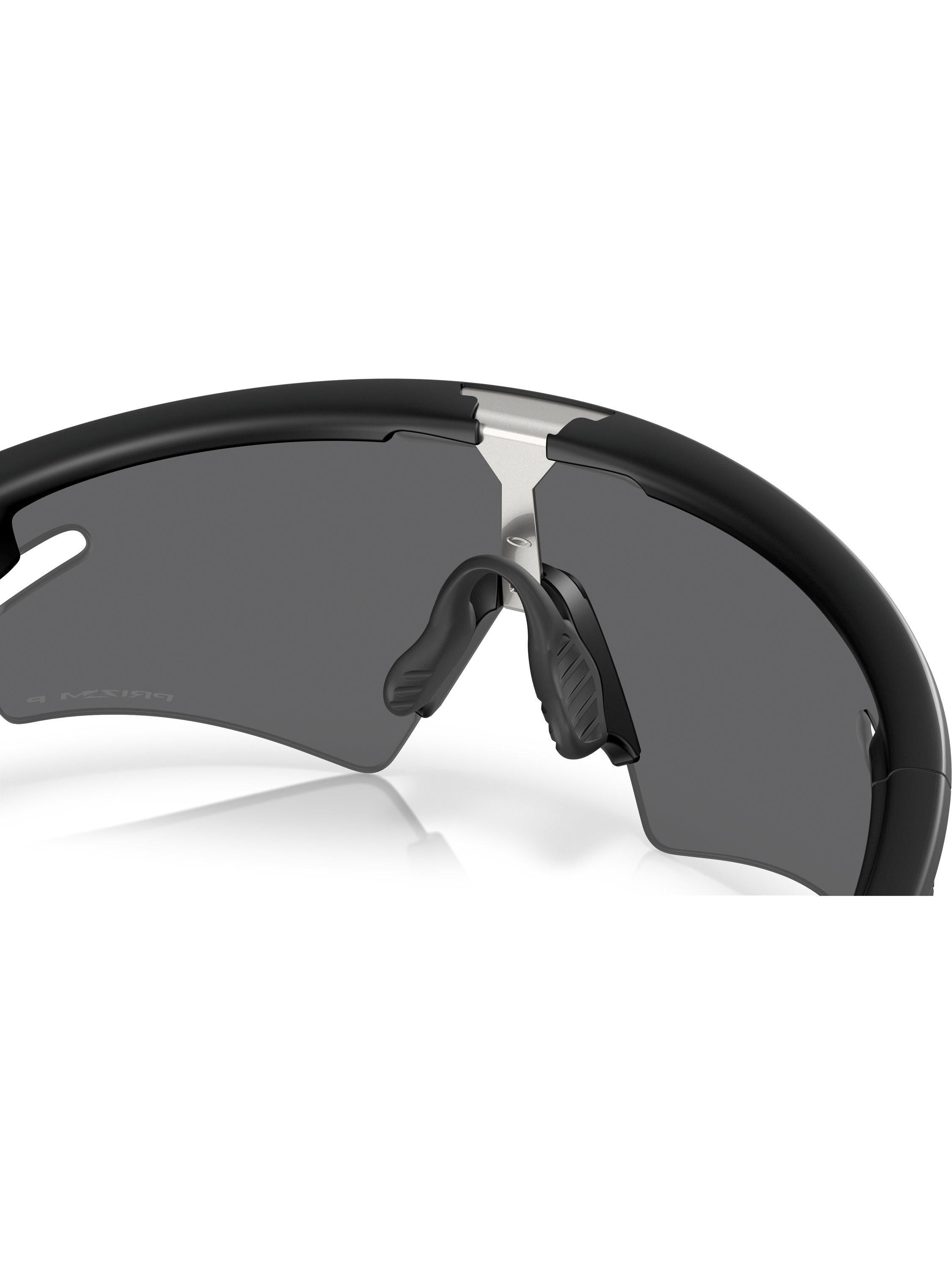 Oakley OO9499 black polarised sunglasses 36mm - British product