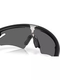 Oakley OO9499 black polarised sunglasses 36mm - British product