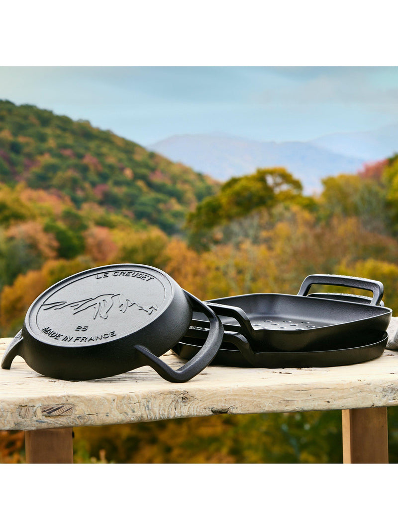 Le Creuset cast iron pizza pan outdoor 35cm, UK version