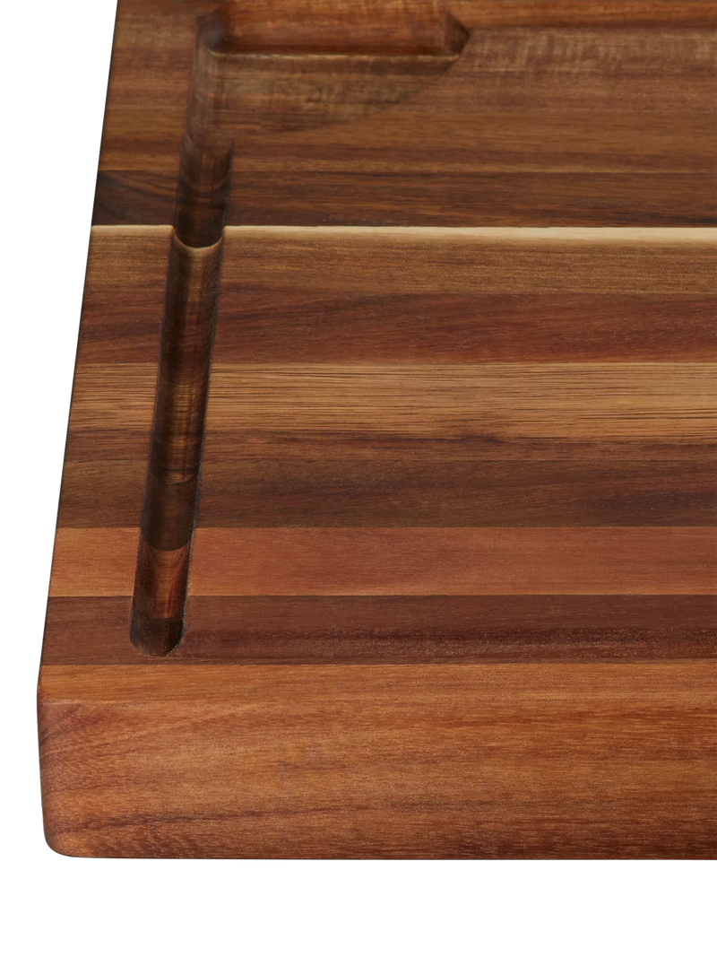 Le Creuset acacia wood carving board, UK version