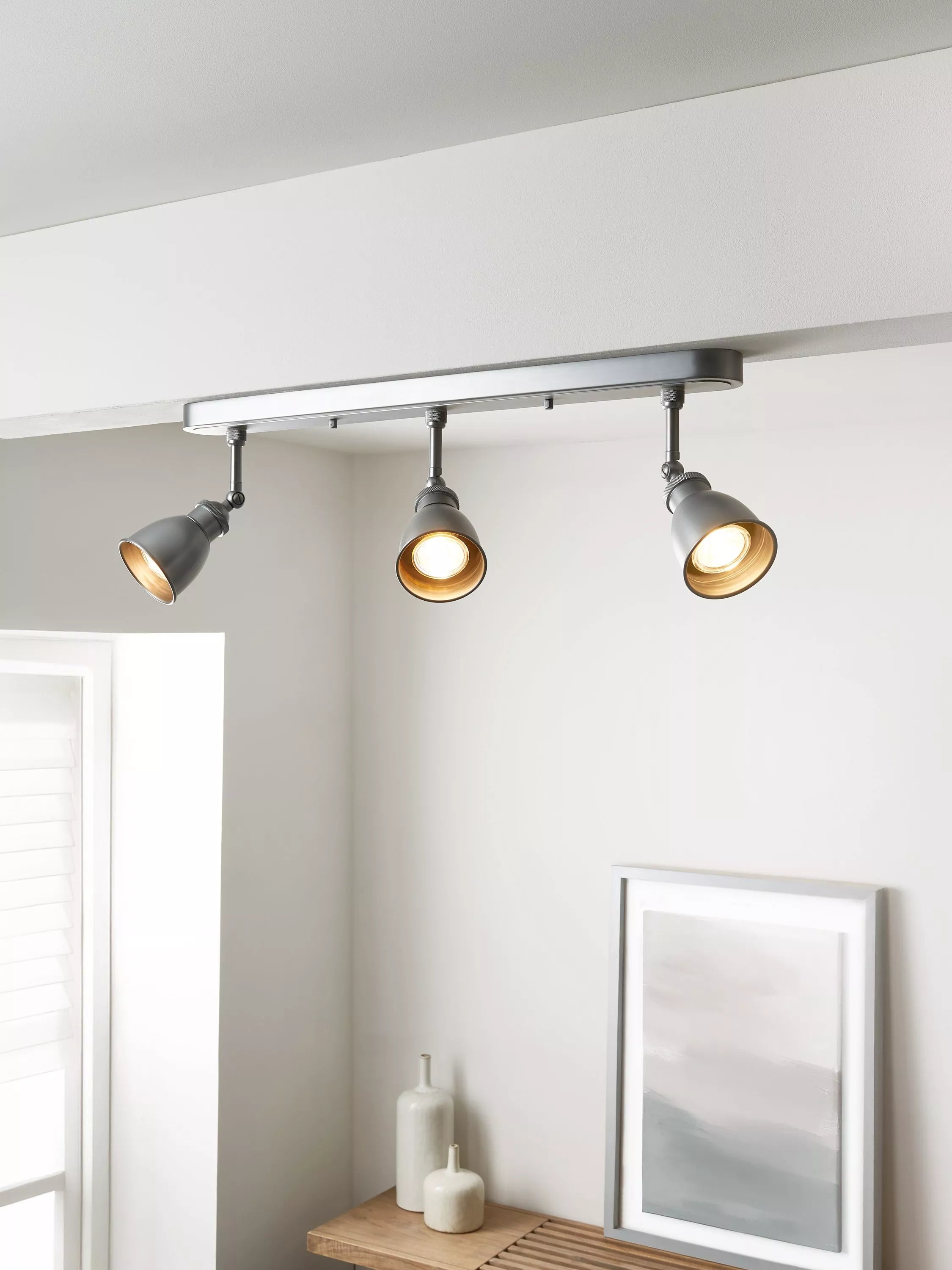 John Lewis Baldwin 3 spotlight ceiling bar silver, imported from the UK