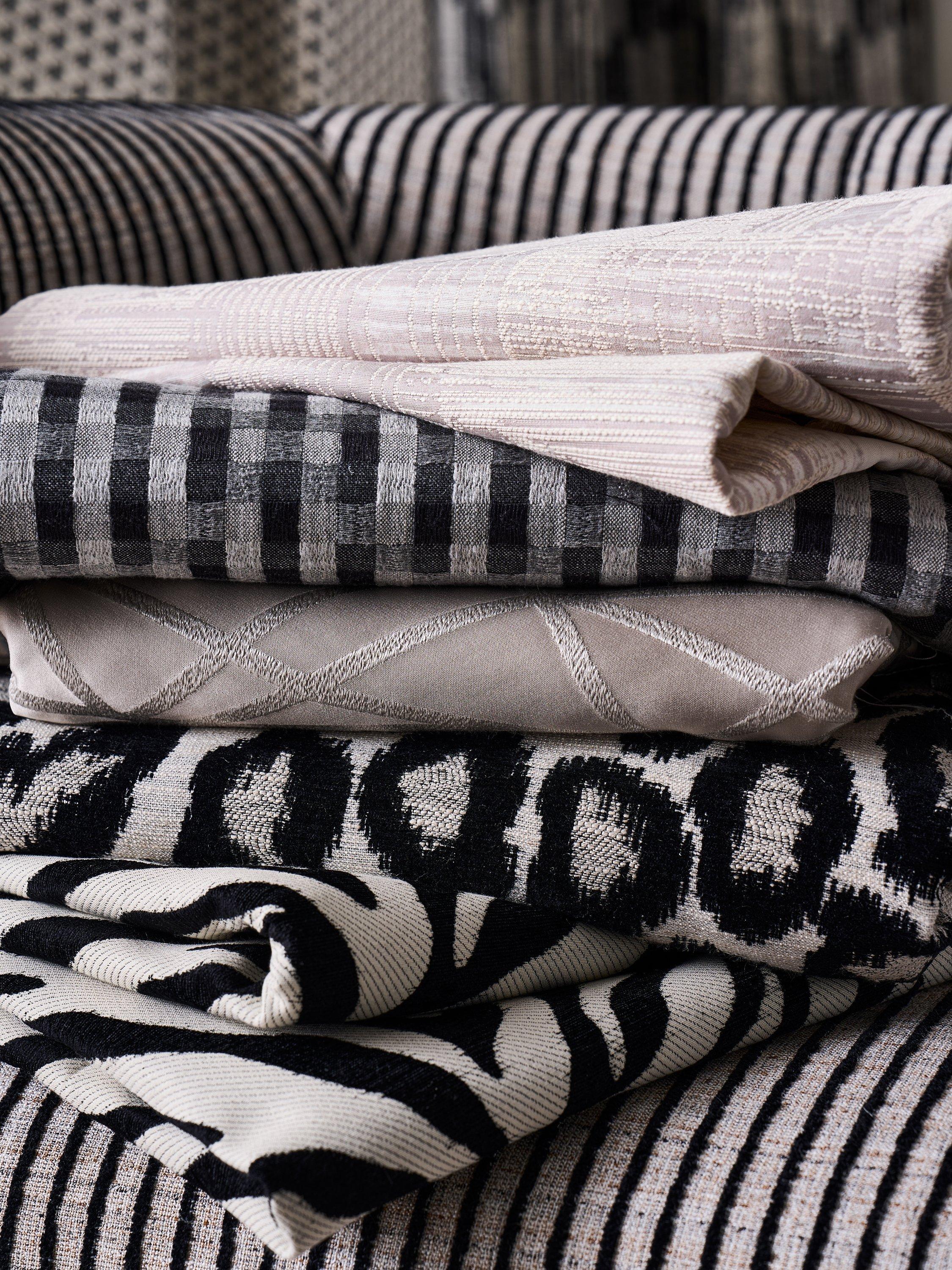 Clarke & Clarke Zehraya furnishing fabric noir, UK version