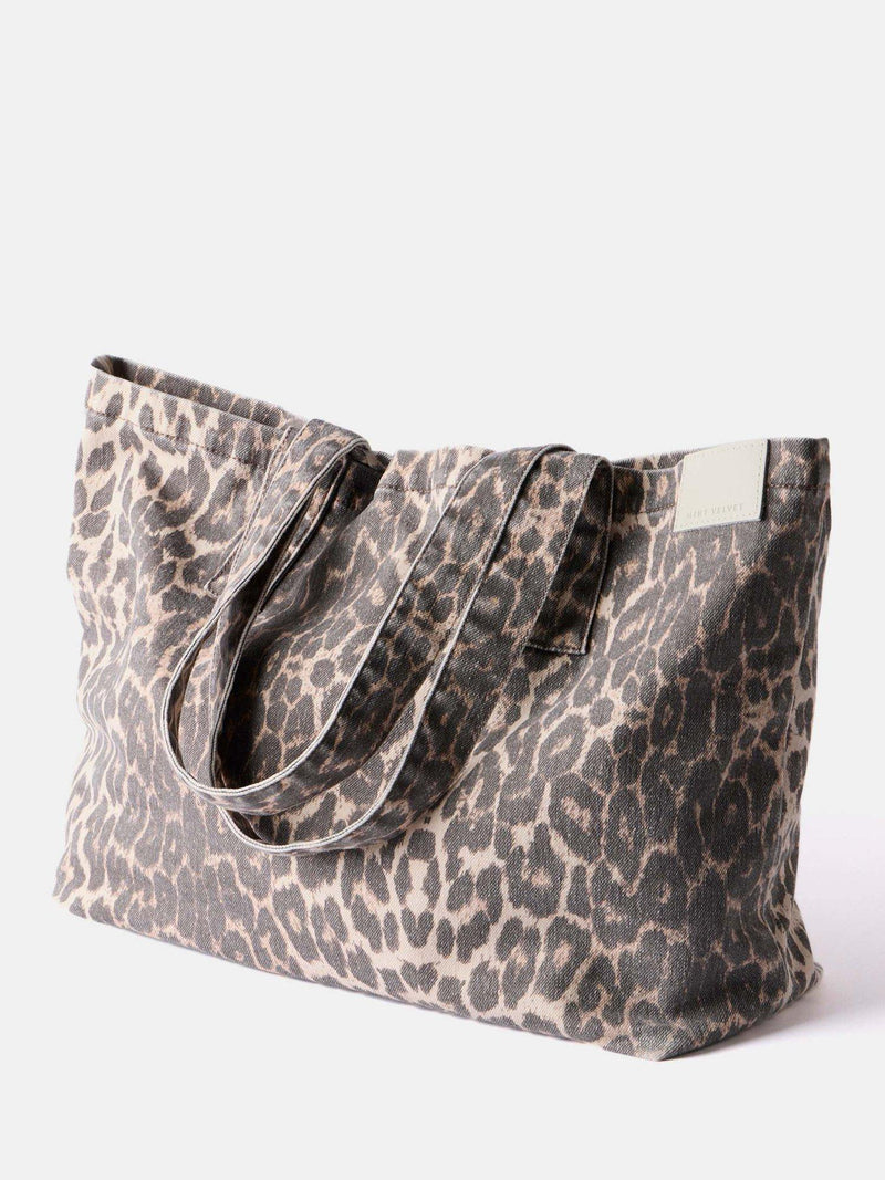 Mint Velvet leopard print denim tote bag - British product