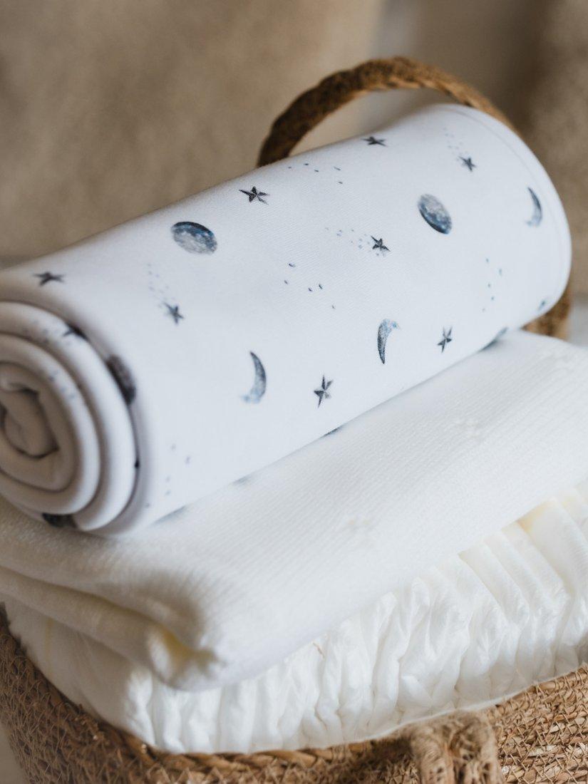 Rosa & Blue moon print baby blanket - British product