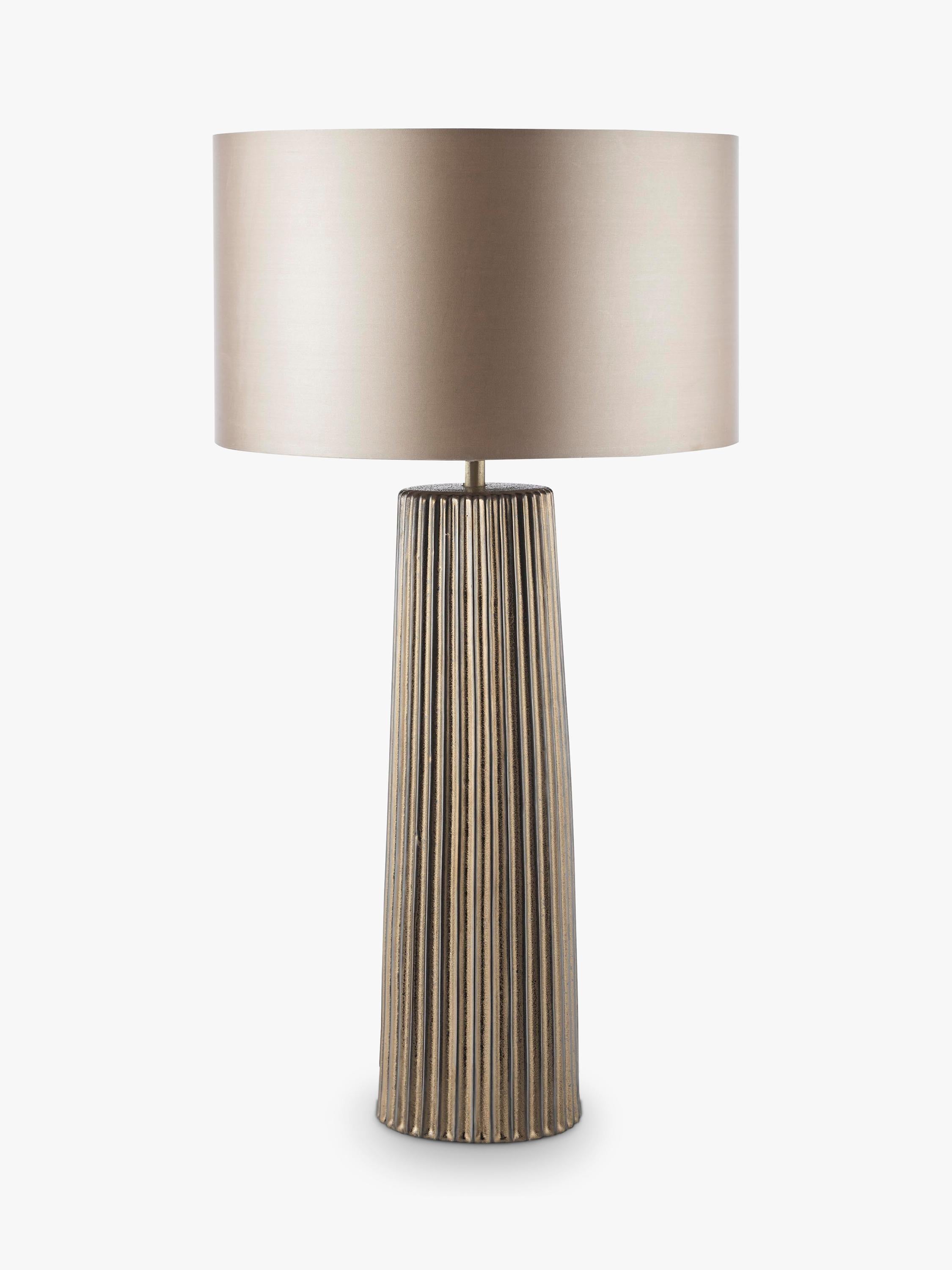 Där Myla ceramic table lamp with ribbed base and drum shade - British product