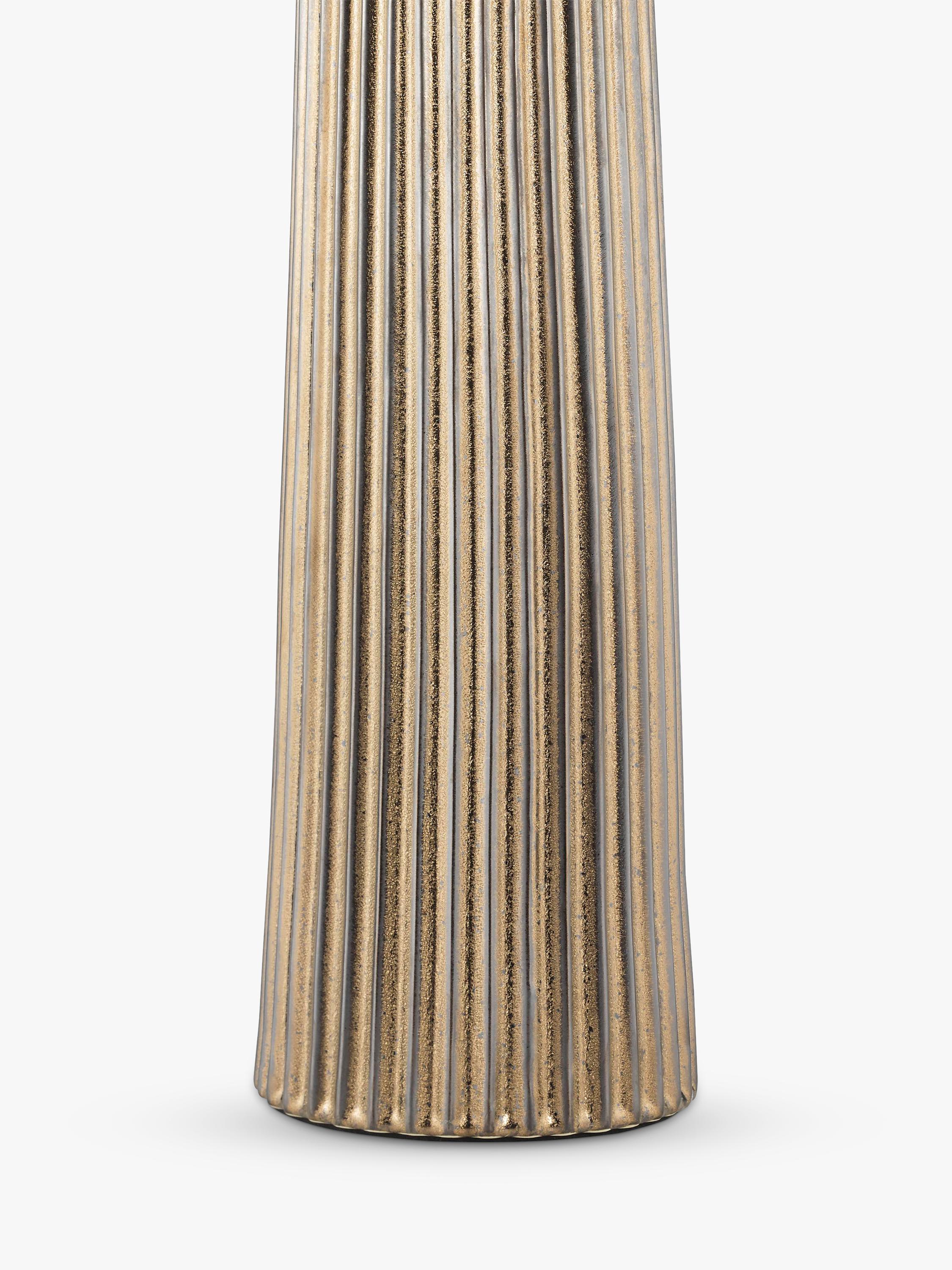 Där Myla ceramic table lamp with ribbed base and drum shade - British product