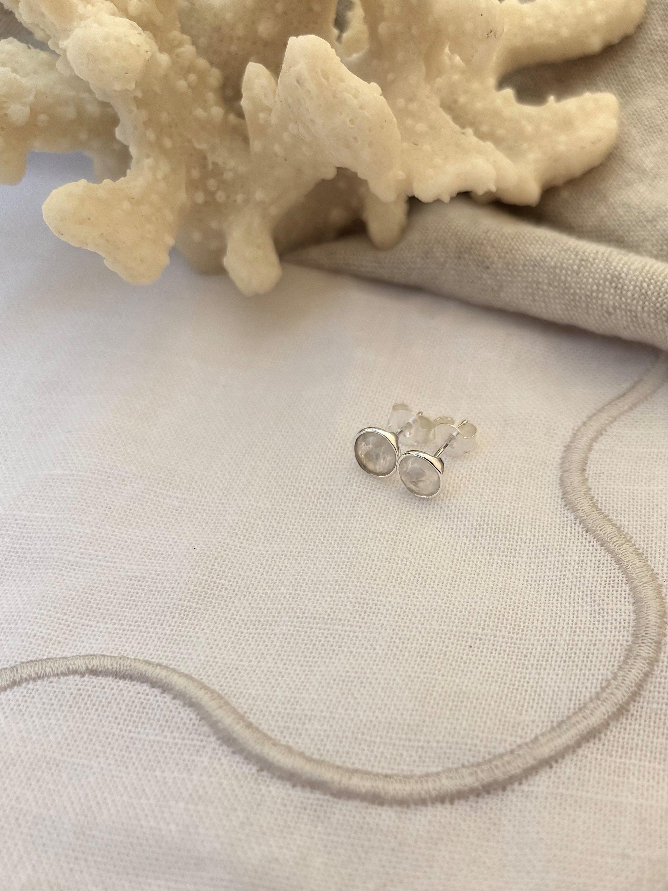 Auree moonstone stud earrings sterling silver 6mm - British product