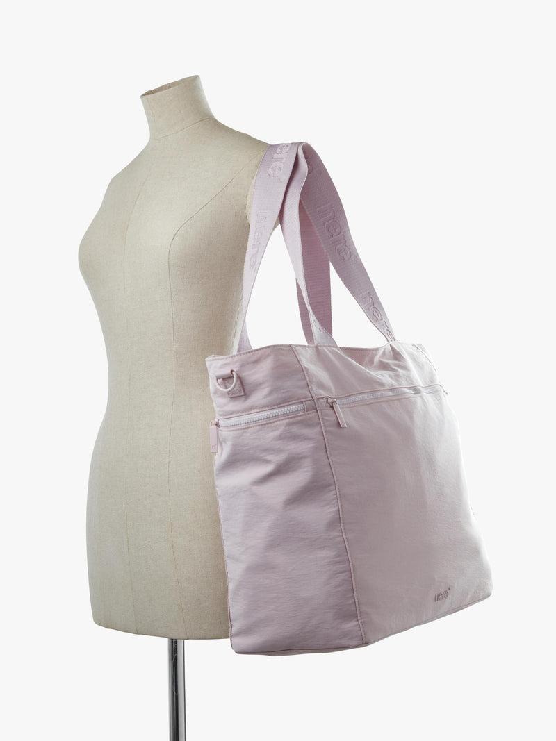 Nere Bondi Nylon Large Tote Bag 22L, imported from the UK