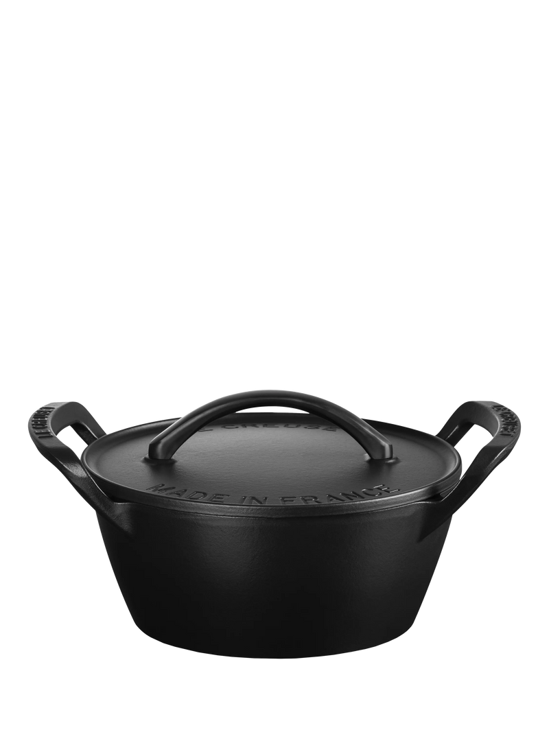 Le Creuset outdoor cast iron casserole matte black 25cm (British brand)