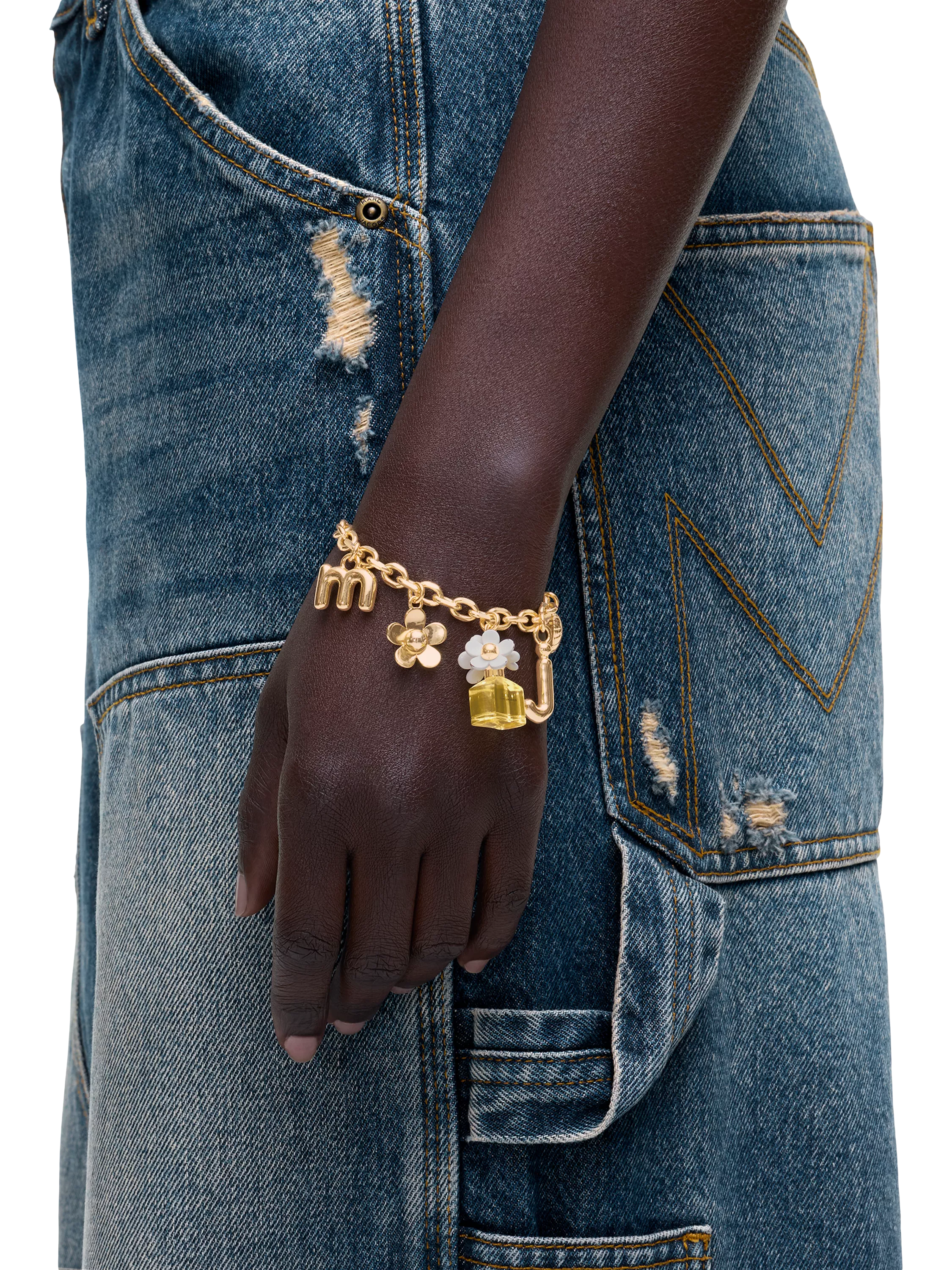Marc Jacobs Daisy charm bracelet gold - British product