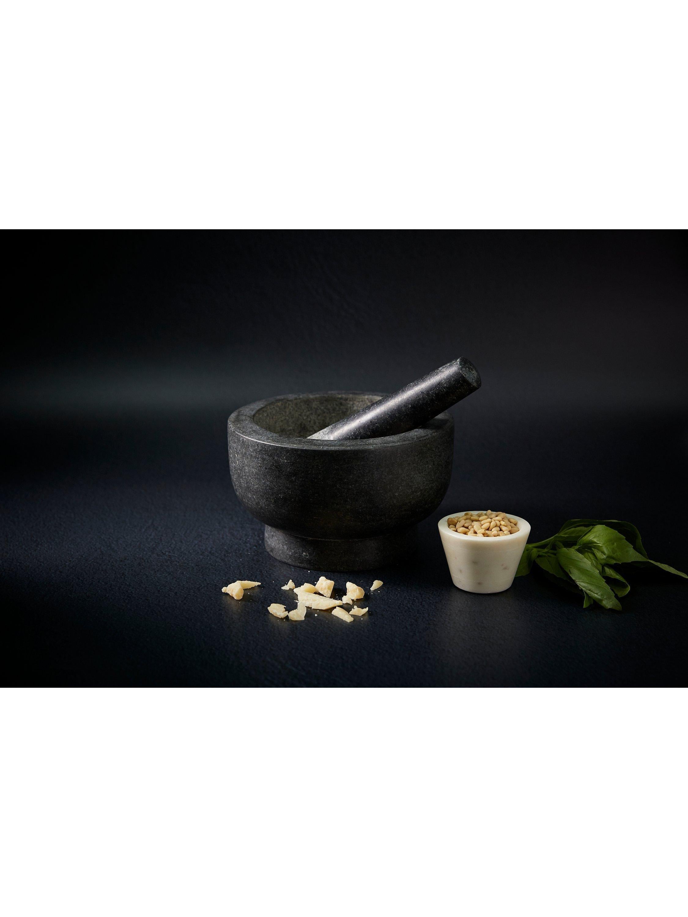 Cole & Mason Granite Pestle and Mortar 20cm - British product