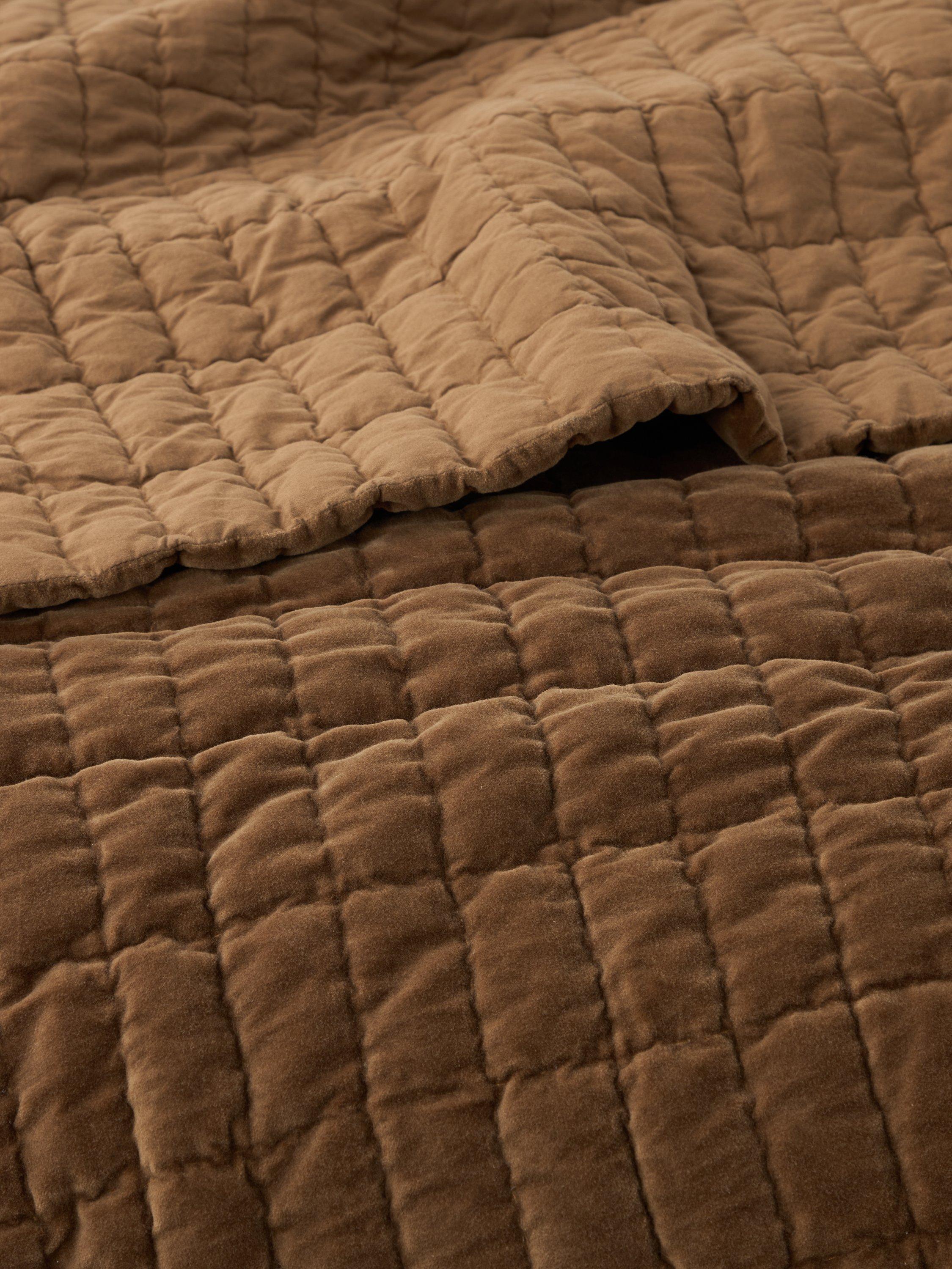 John Lewis velvet quilt copper king size, UK version