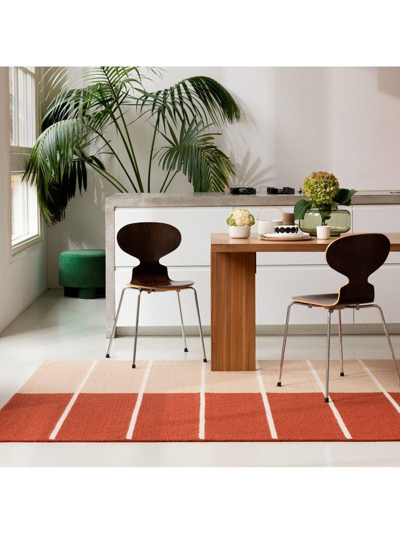Marimekko Tiibet pattern rug 200x140cm, imported from the UK