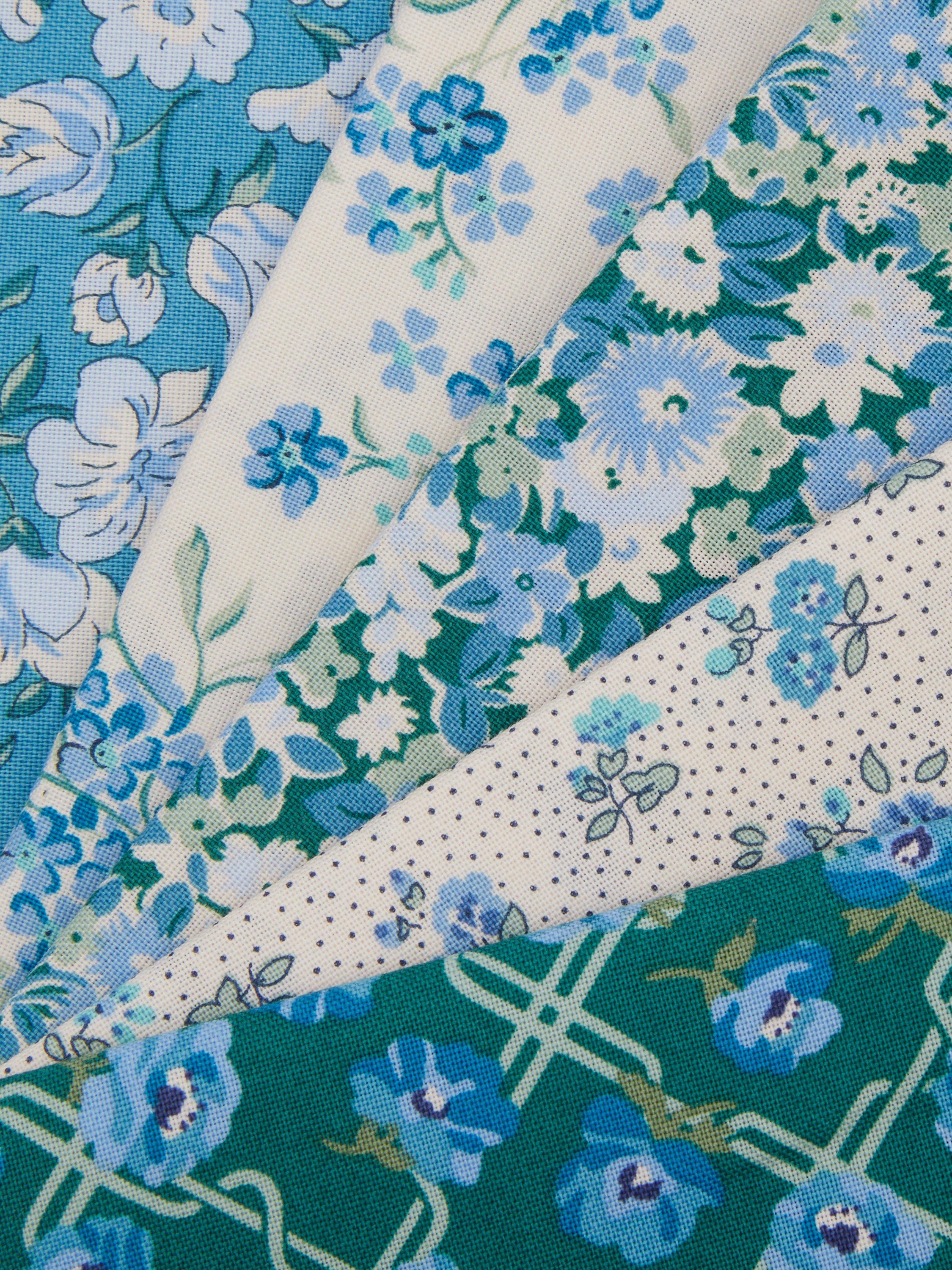 Liberty Fabrics Floral Nostalgia fat quarters pack of 5, UK version