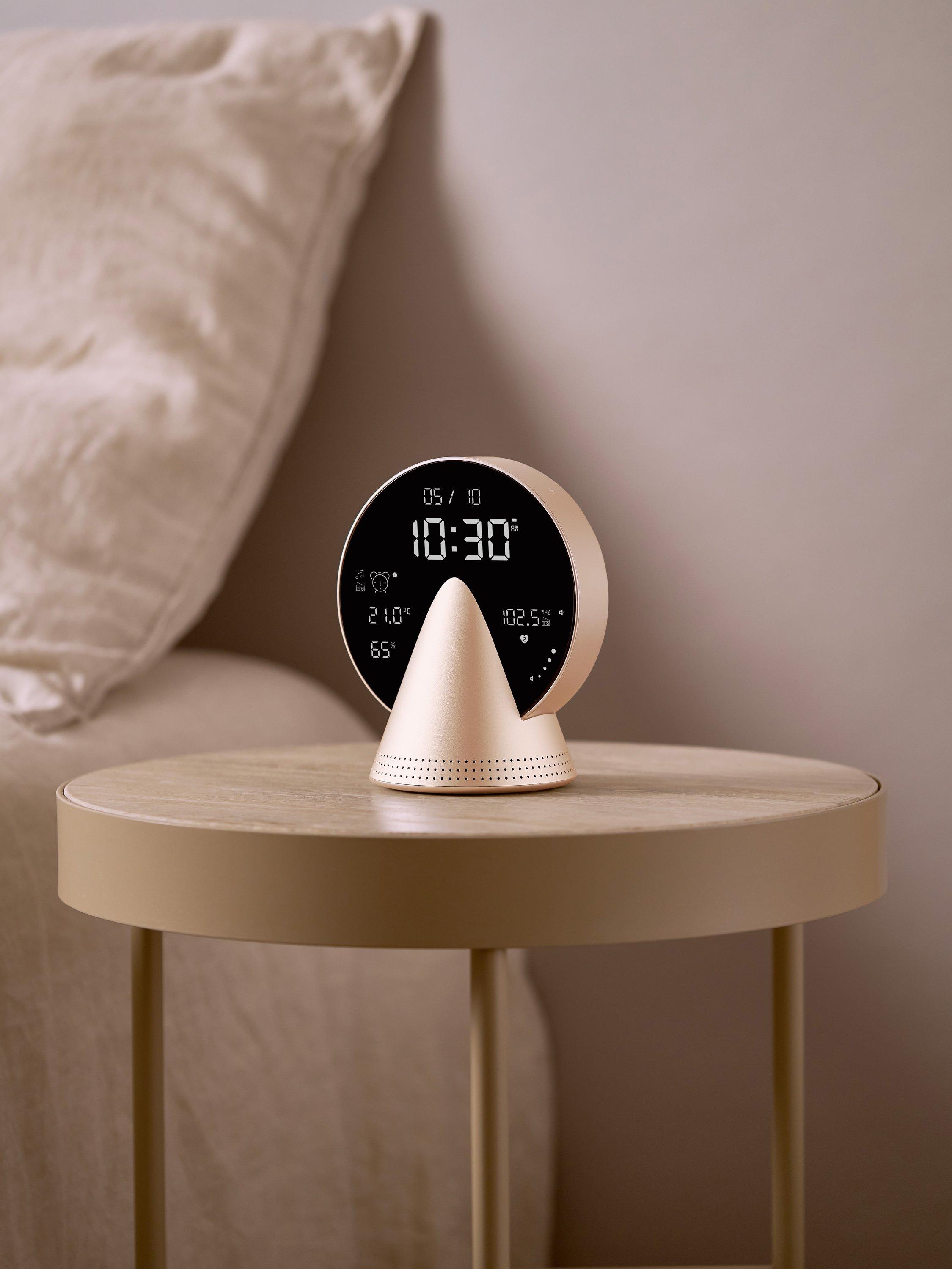 Lexon Conic digital alarm clock with FM radio and Bluetooth speaker - British product