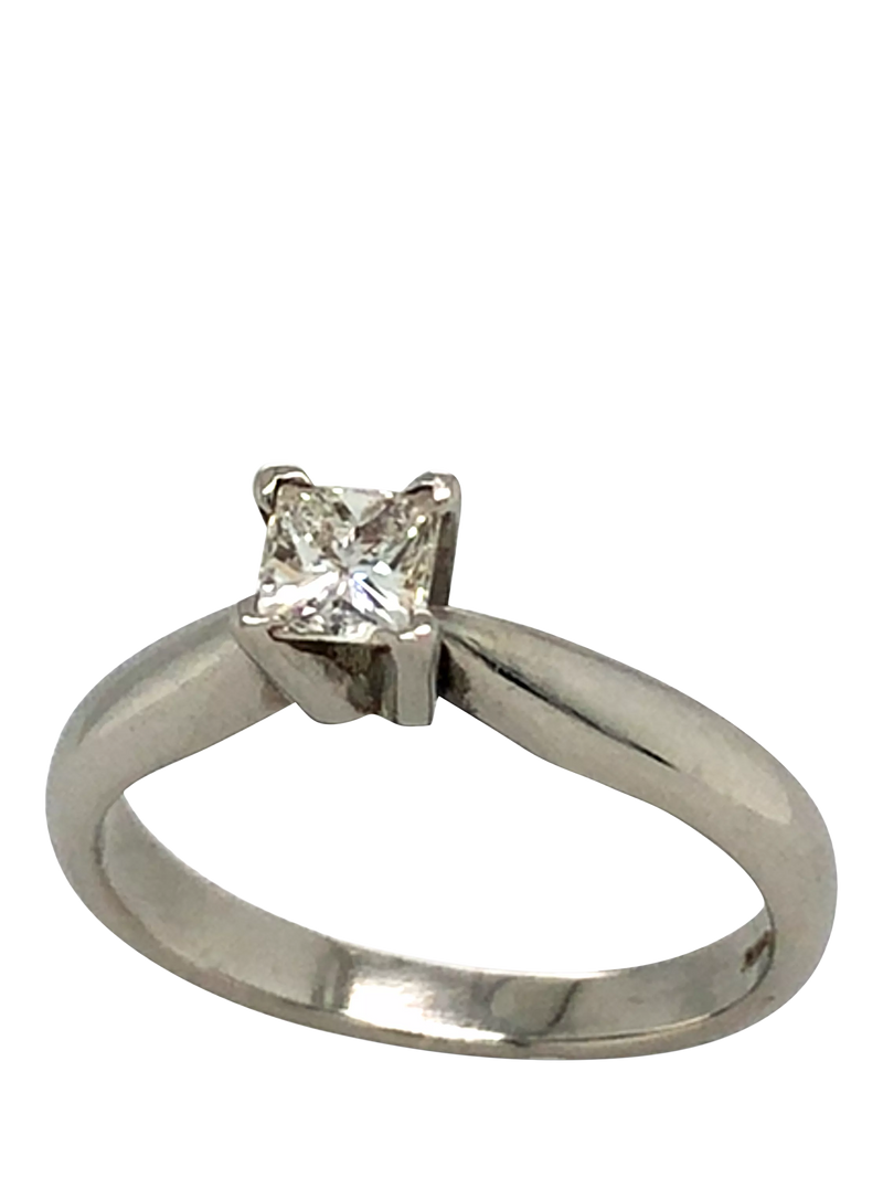 Vintage Fine Jewellery platinum diamond ring 0.30ct - British product