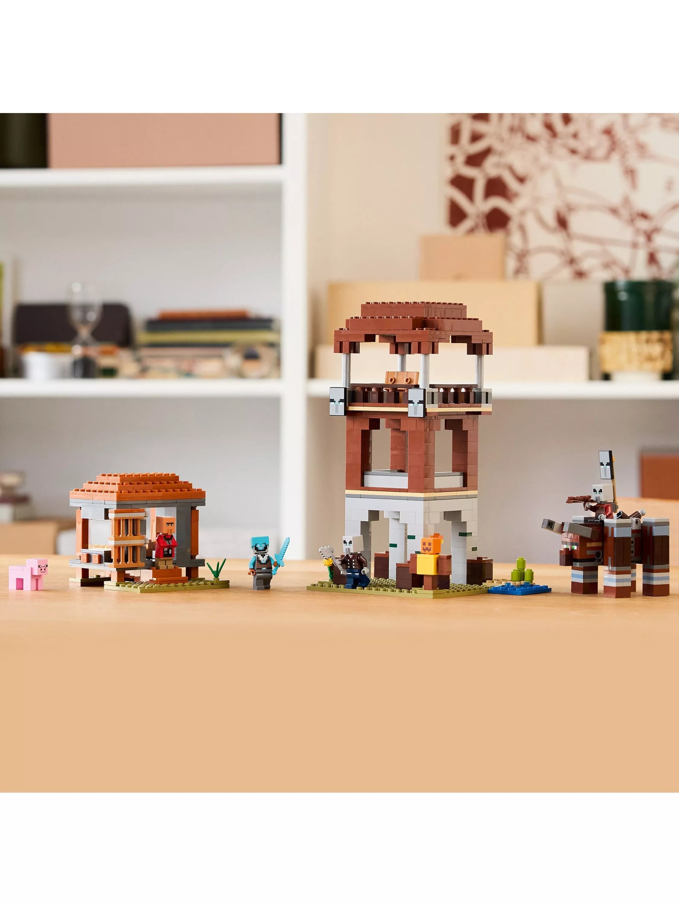 LEGO Minecraft The Pillager Outpost & Ravager building set, UK version