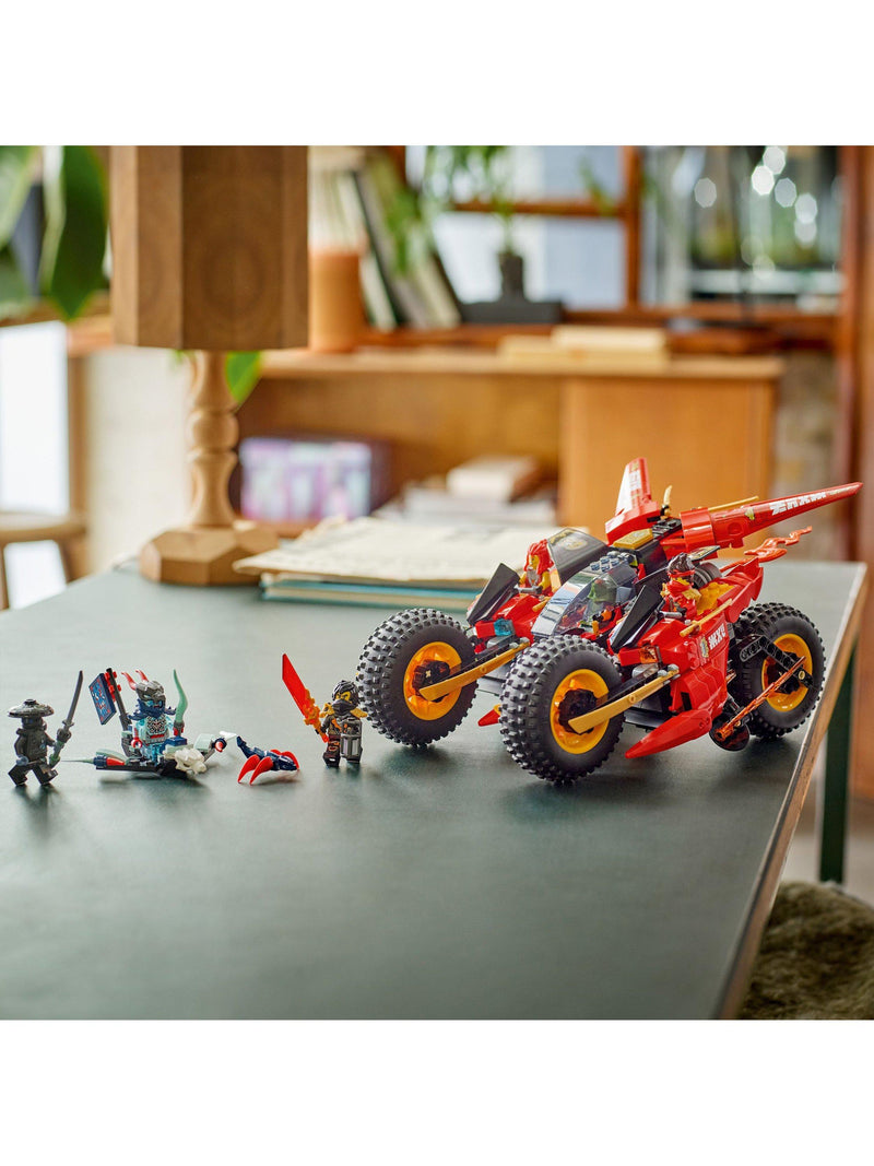 LEGO NINJAGO Ninja Combat Vehicle building set 561 pieces, UK version