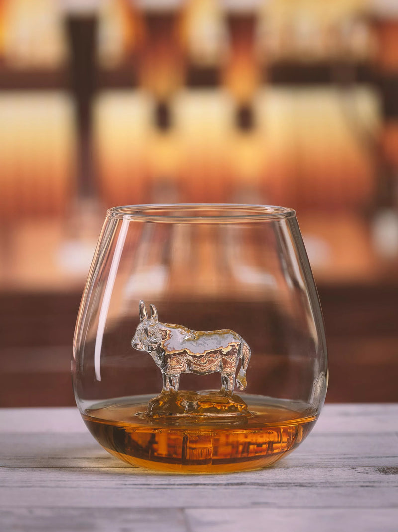 Bar Bespoke highland cow glass 500ml tumbler, imported from the UK