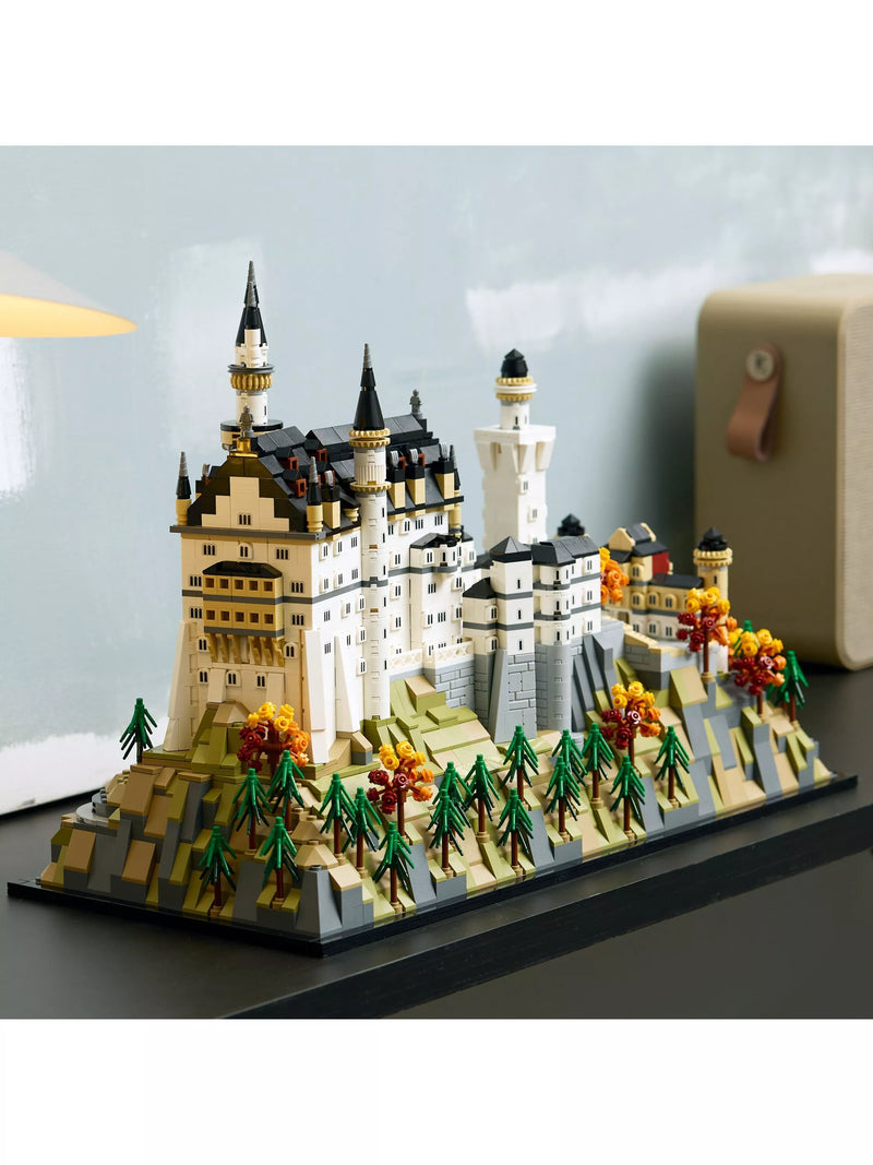 LEGO Architecture Neuschwanstein Castle building set 3455 pieces - British product