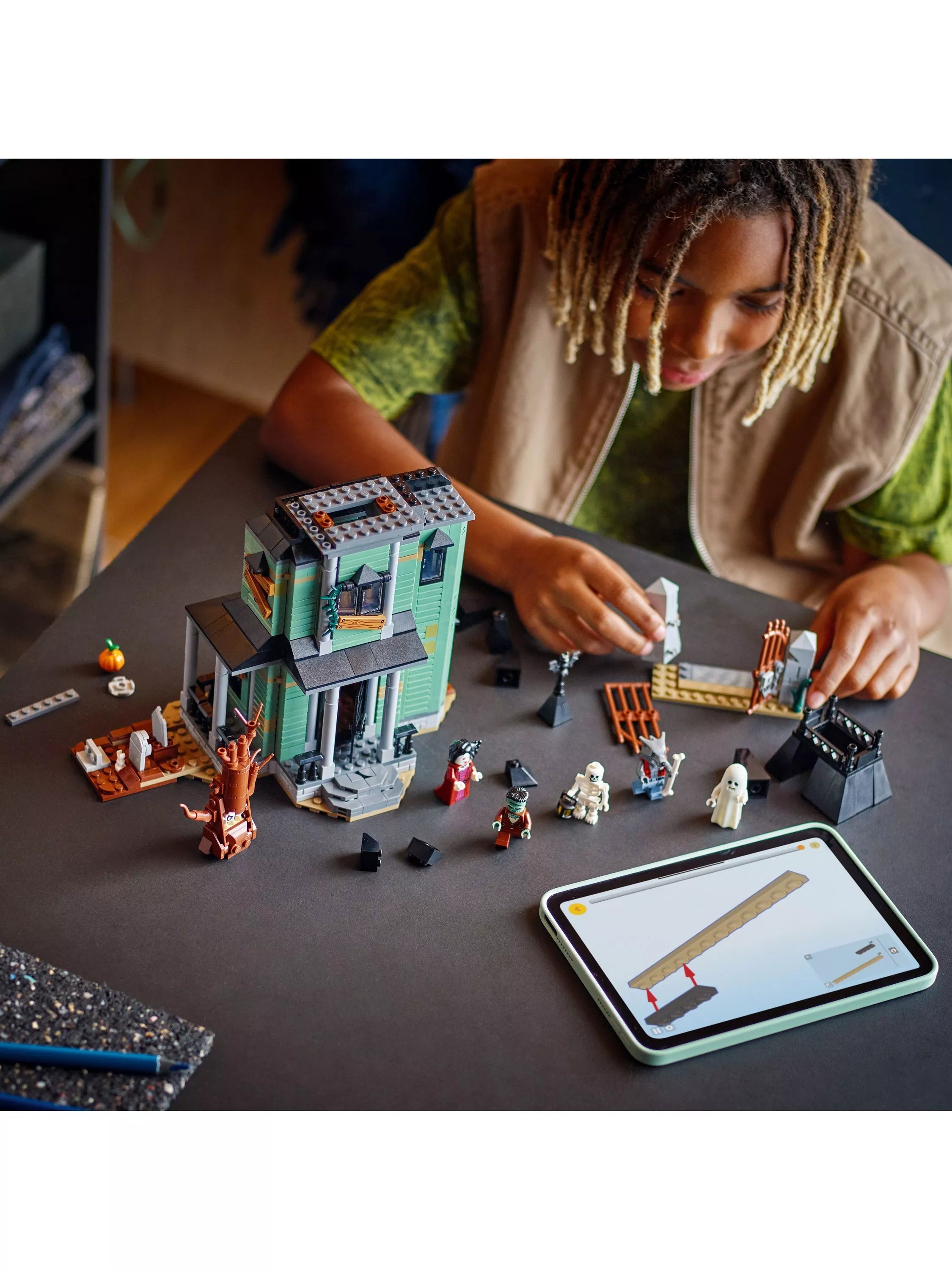 LEGO Haunted Mansion 3-in-1 building set, UK version