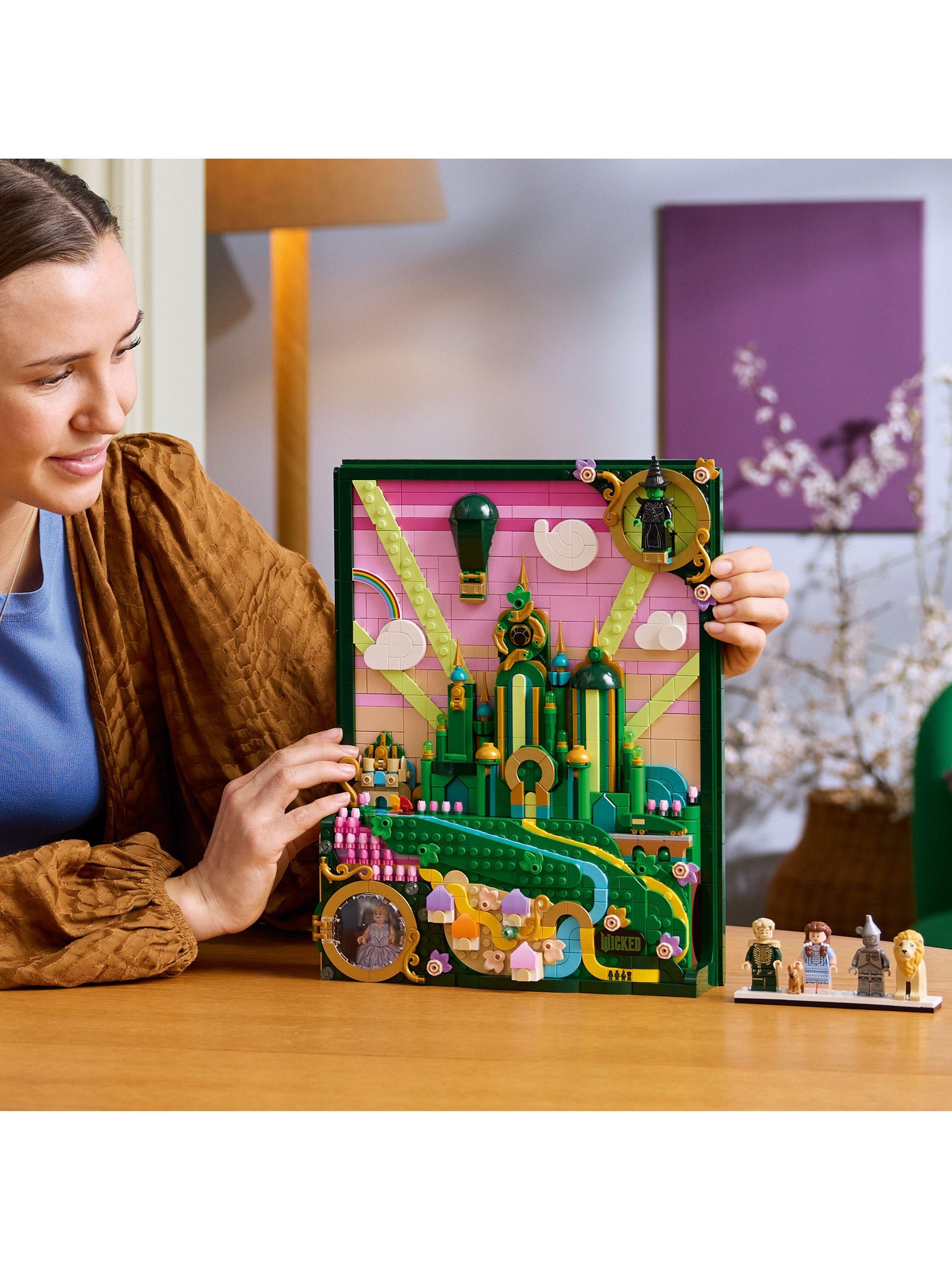LEGO Wicked Emerald City wall art building set (British brand)