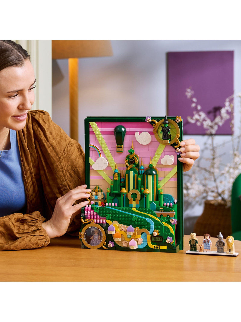 LEGO Wicked Emerald City wall art building set (British brand)