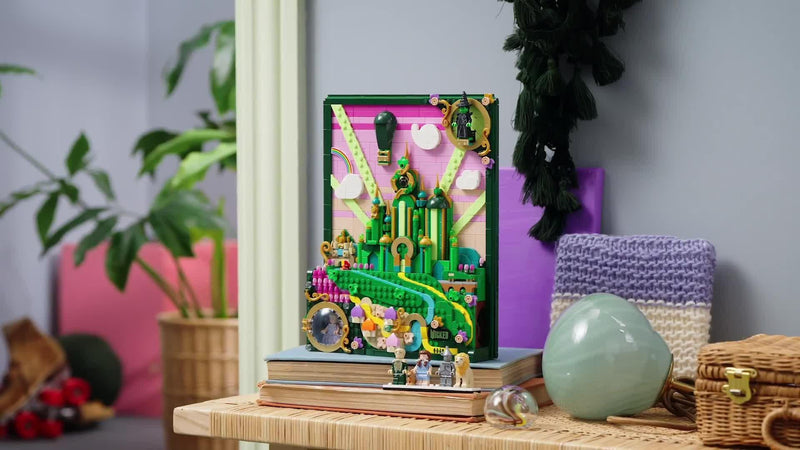 LEGO Wicked Emerald City wall art building set (British brand)