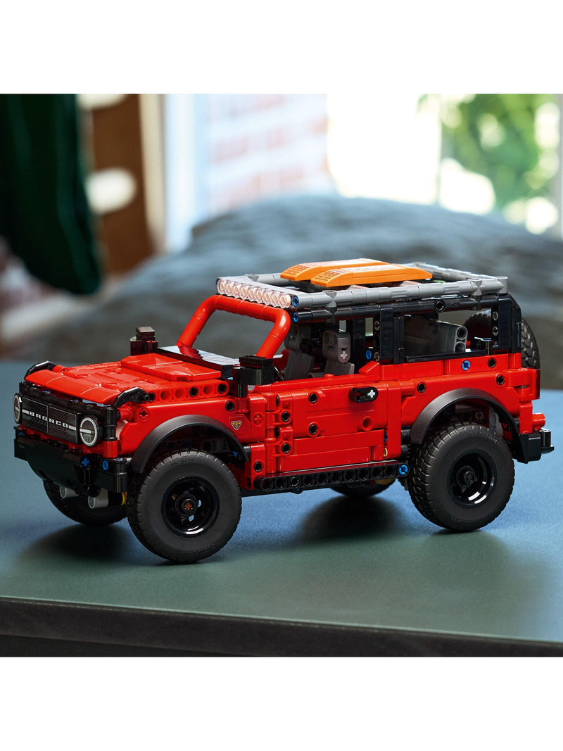 LEGO Technic Ford Bronco SUV Off Road Car building set toy, UK version