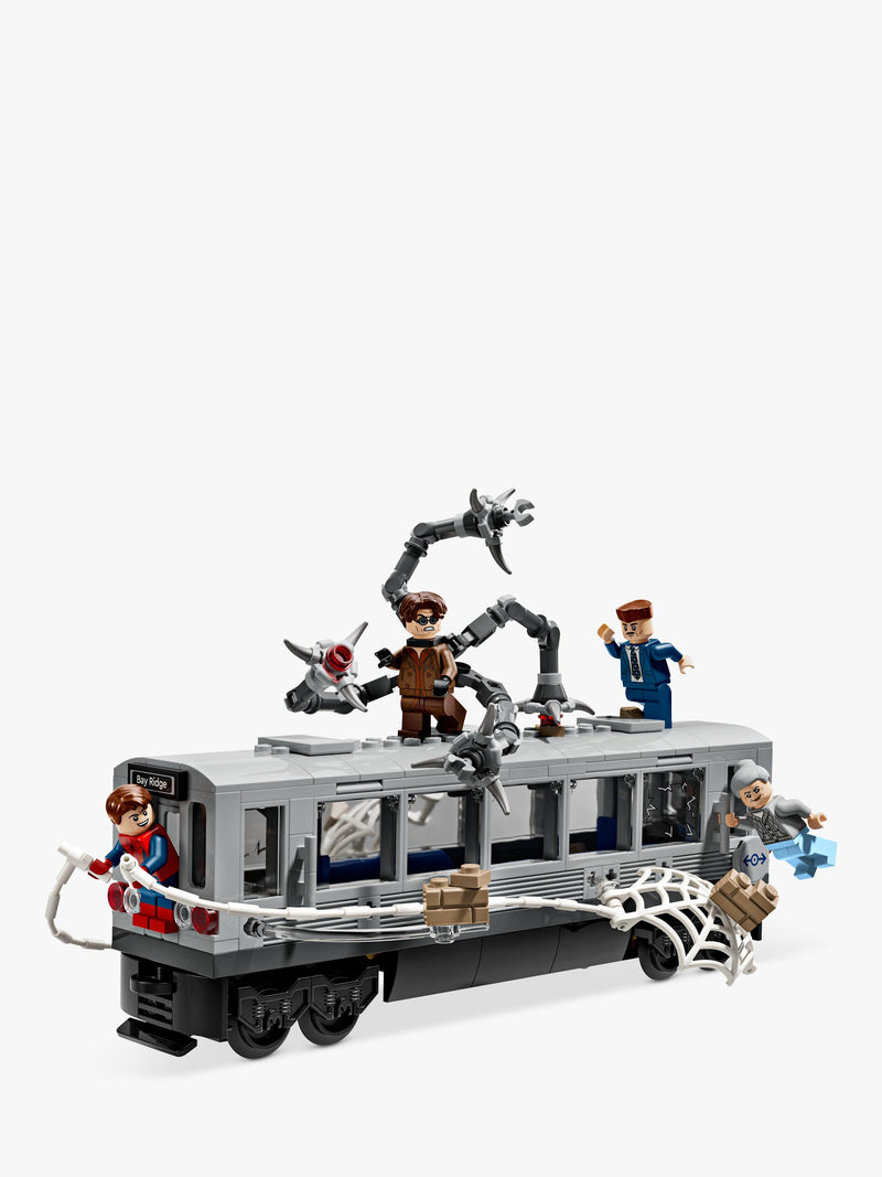 Lego Marvel Super Heroes Spider-Man vs. Doc Ock Subway Train Scene, UK version