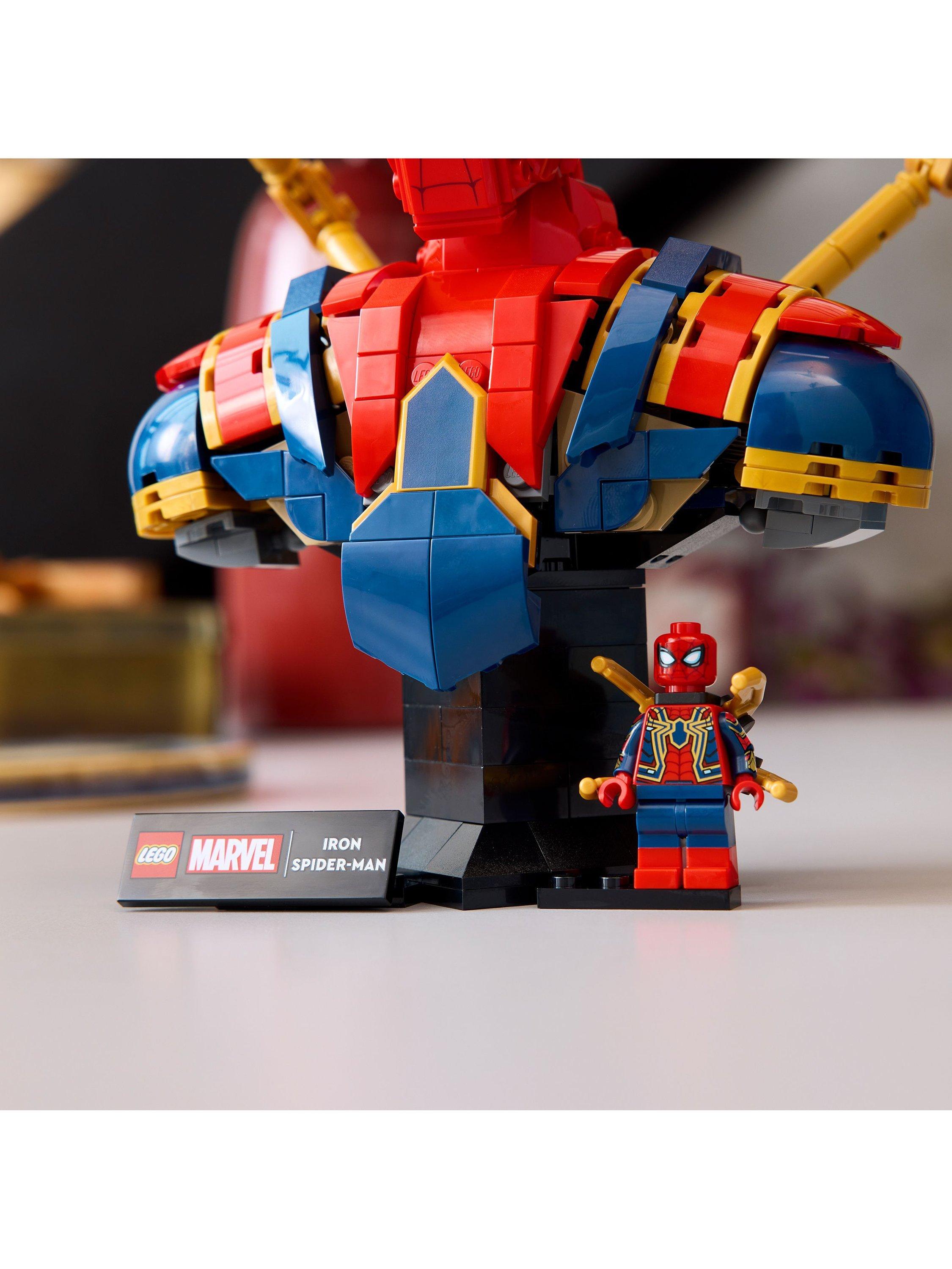 Lego Marvel Iron Spider-Man Bust building set, UK version