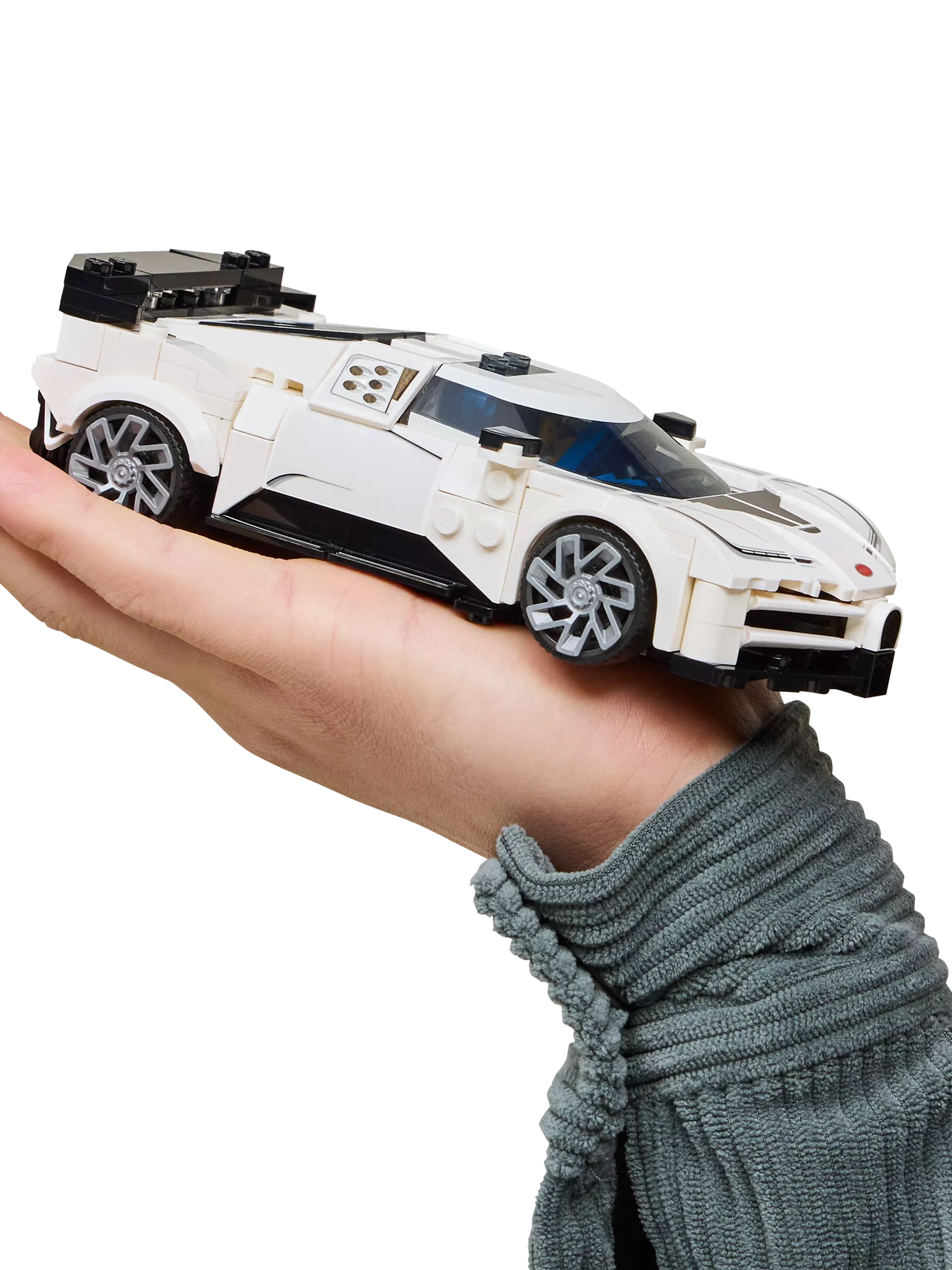 LEGO Bugatti Centodieci sports car model 291 pieces (British brand)