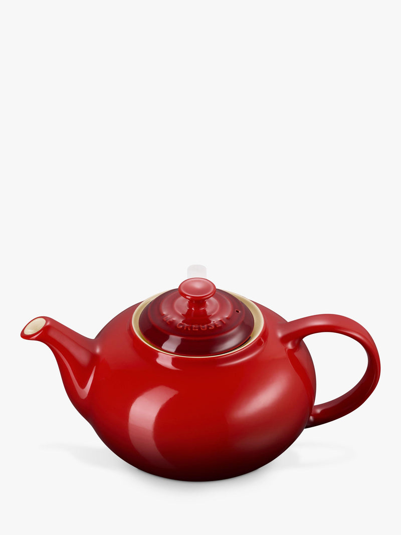 Le Creuset teapot Cerise 1.3L, imported from the UK