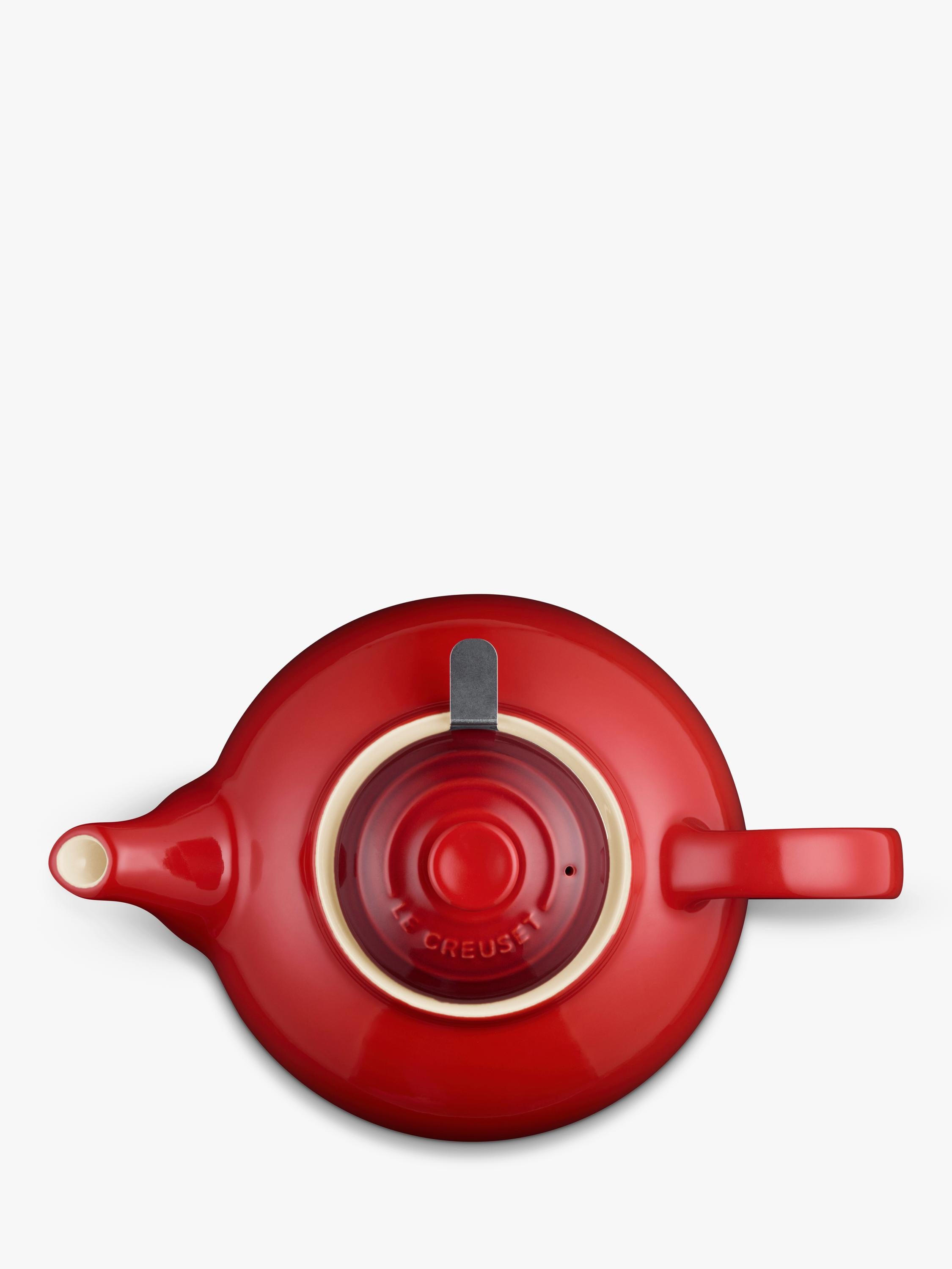 Le Creuset teapot Cerise 1.3L, imported from the UK