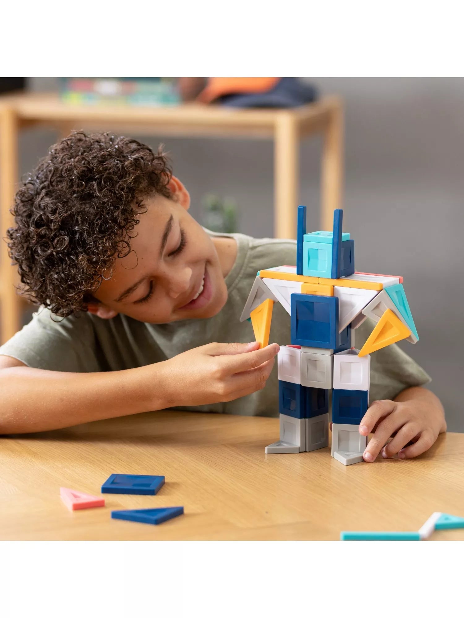 Connetix PRO Constructor 70 magnetic tile set, UK version