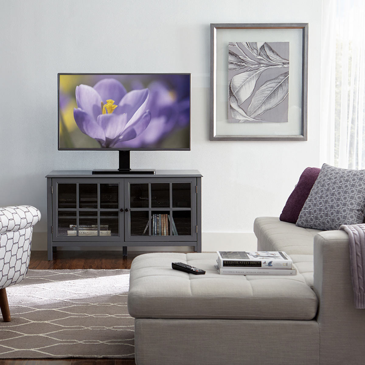 Sanus swivel TV base 32-60 inch, imported from the UK