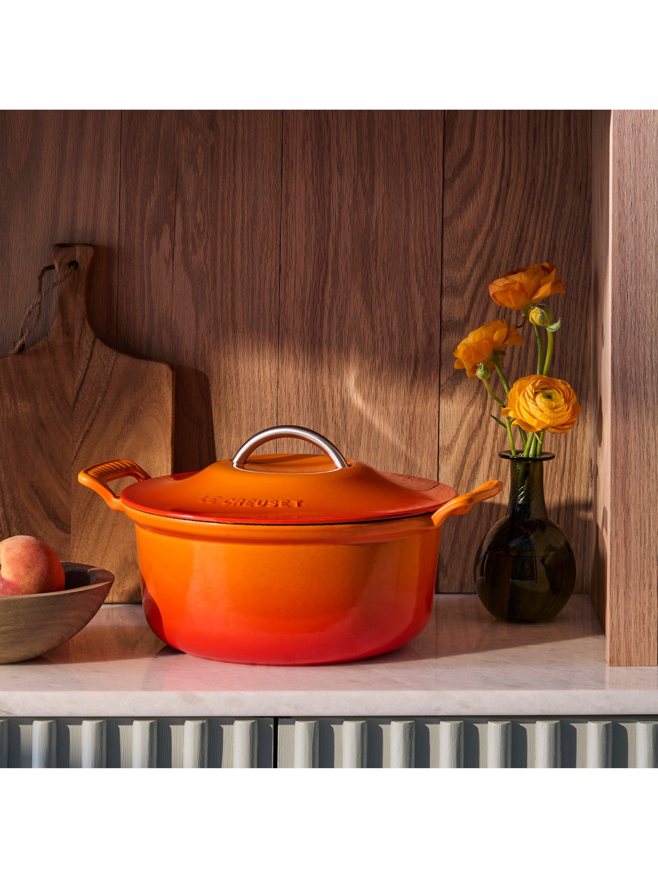 Le Creuset cast iron casserole 26cm Volcanic (British brand)