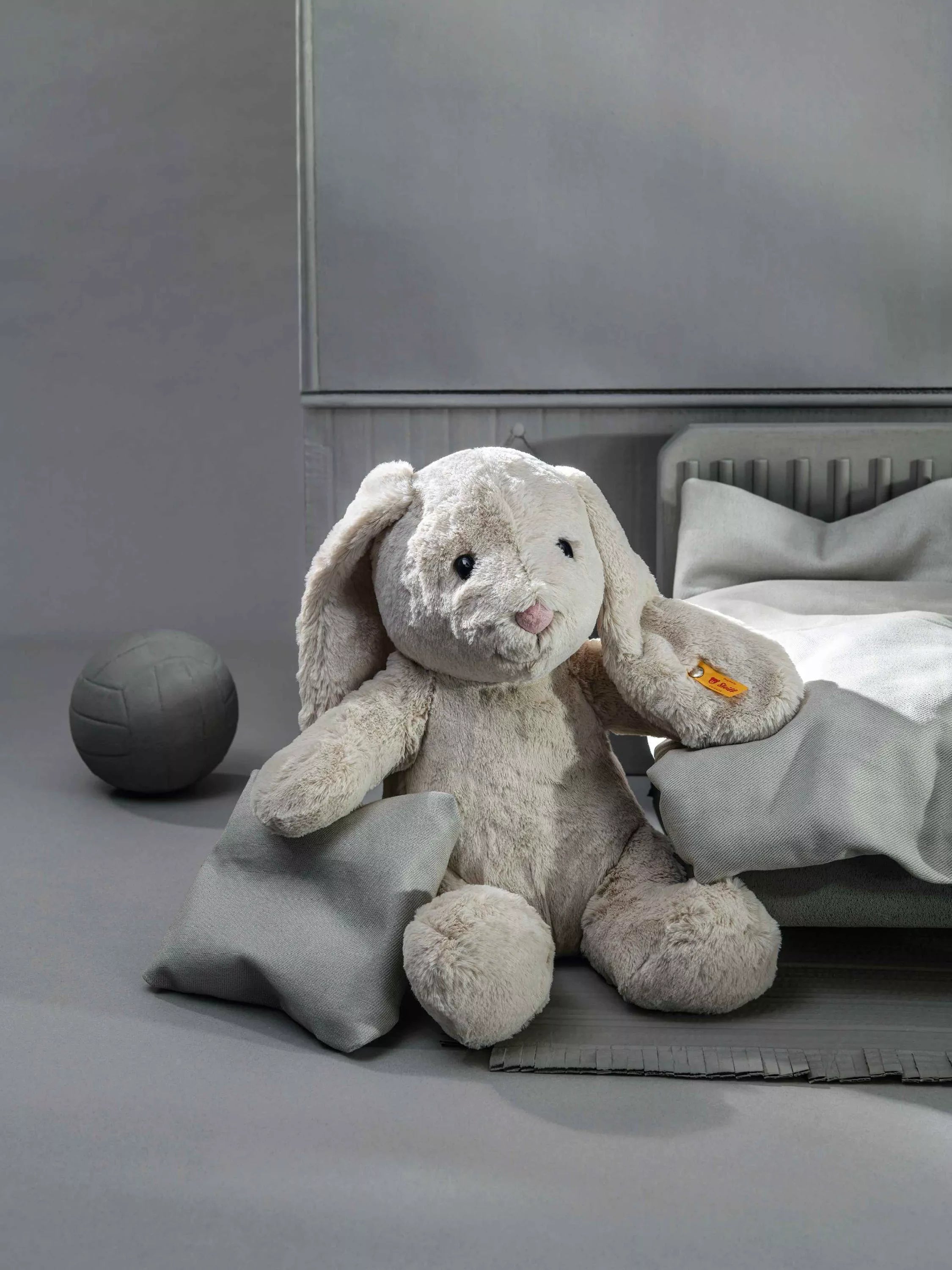 Steiff Hoppie Rabbit soft toy 28cm (British brand)