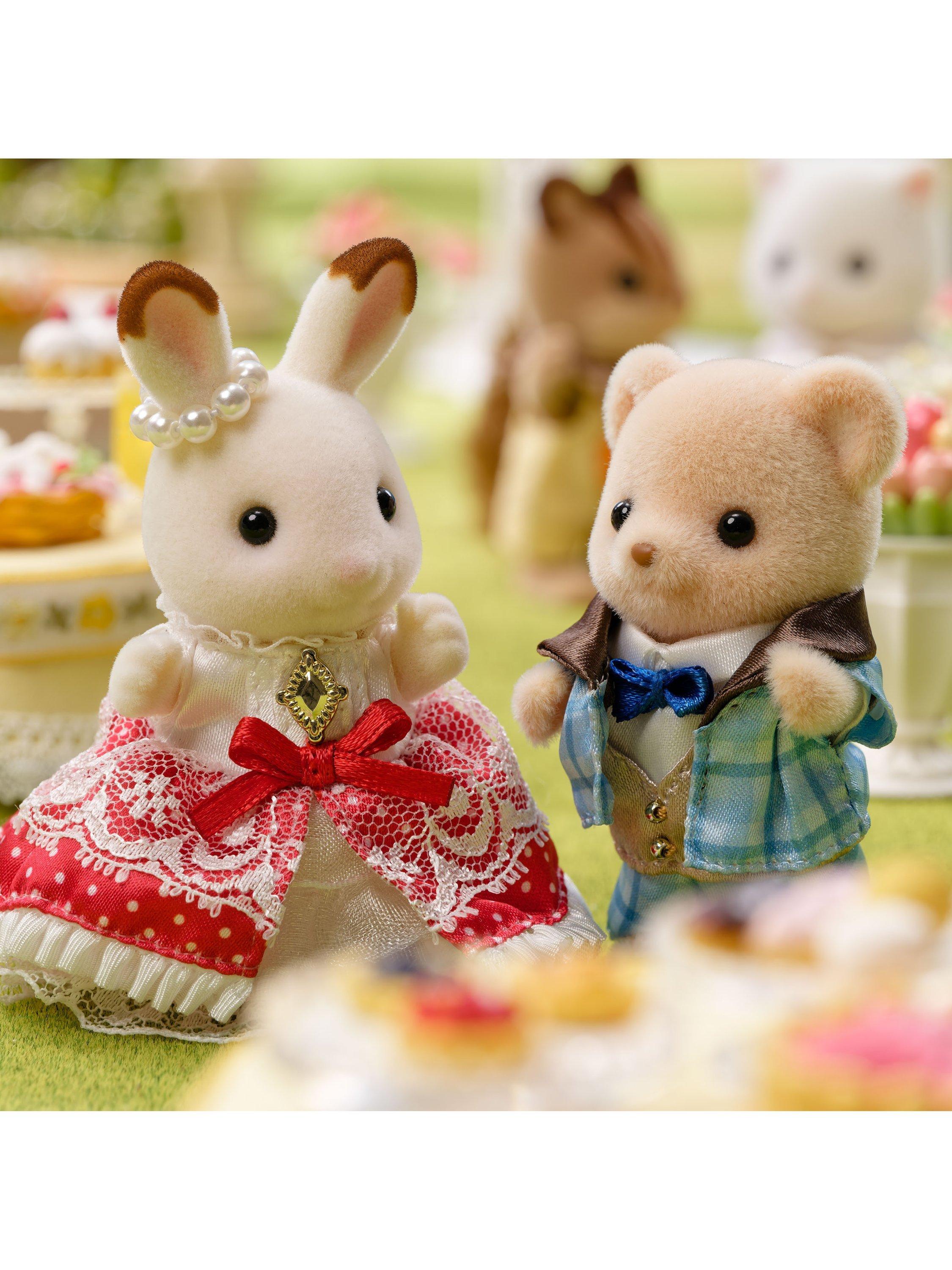 Sylvanian Families 40th anniversary Freya and Theo figure set (British brand)