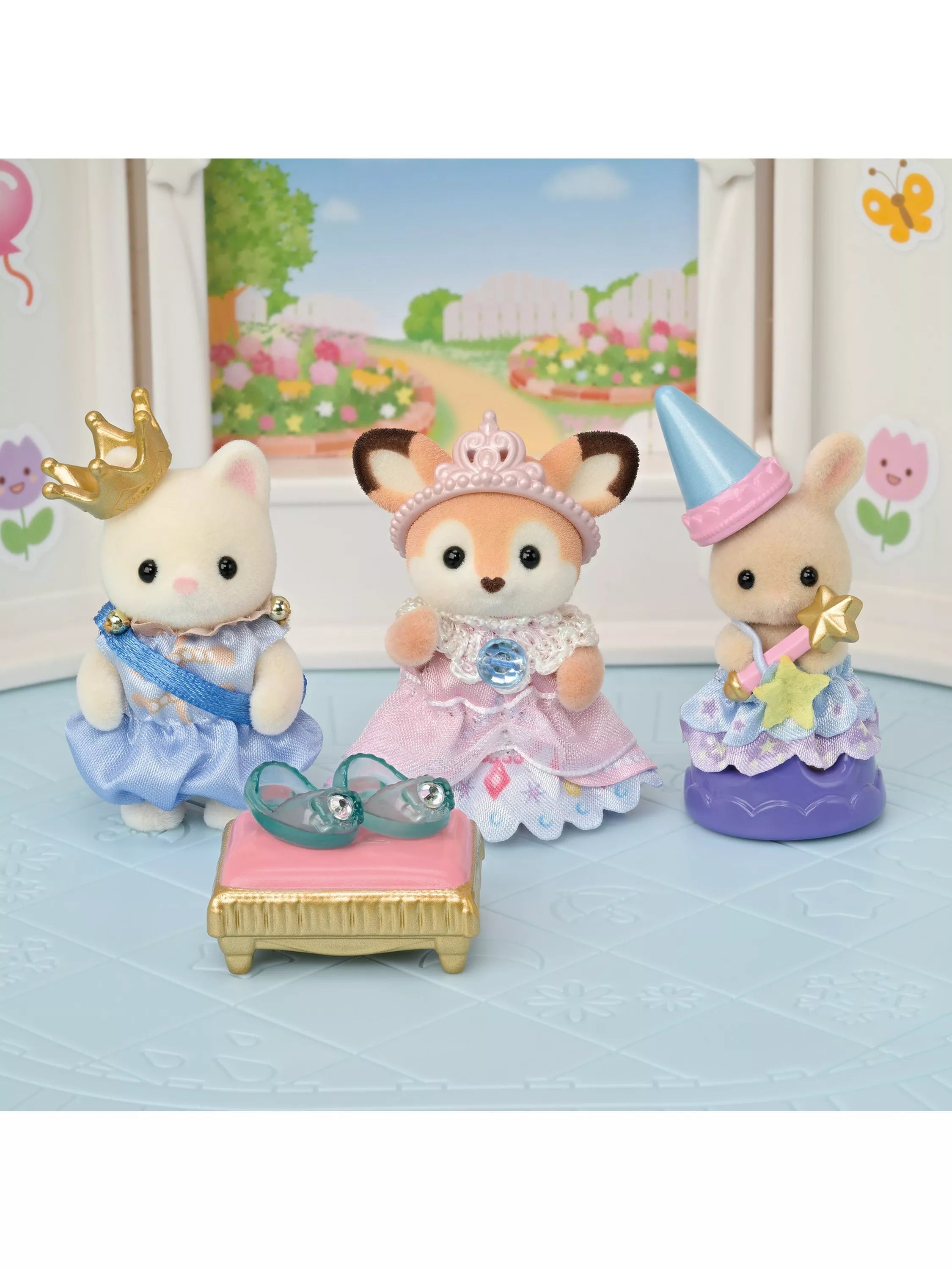 Sylvanian Families Nursery Princess Playset with baby figures - British product