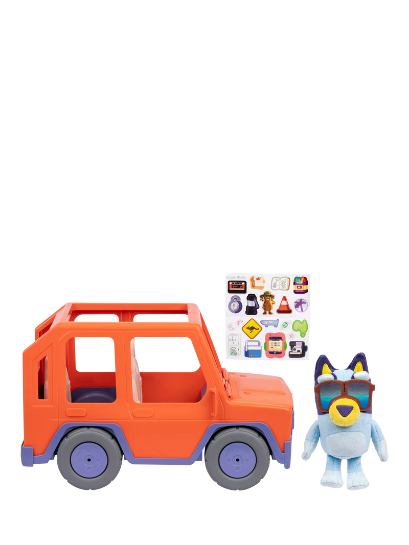 Bluey Buddies 4WD car and 8-inch plush - British product
