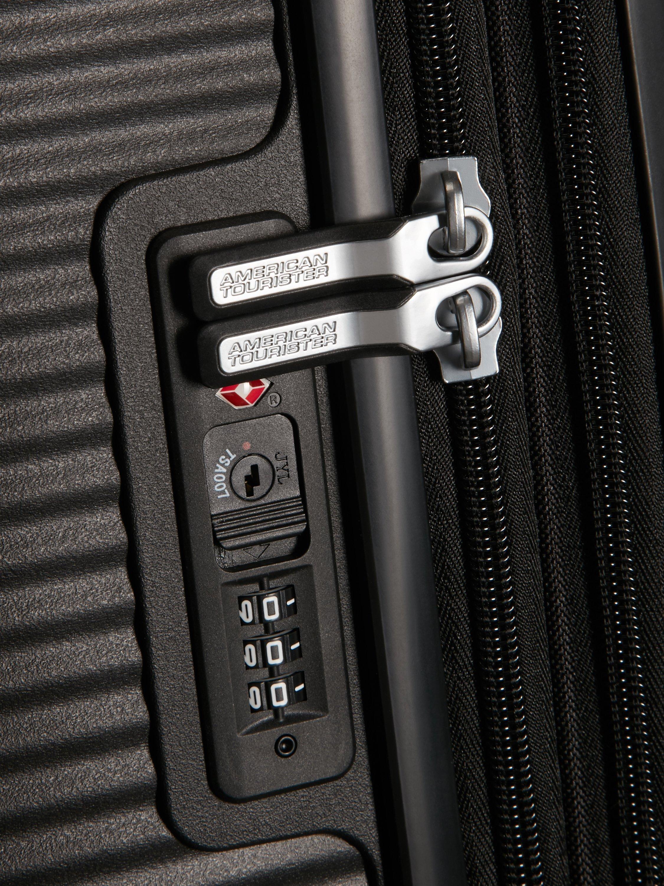 American Tourister Soundbox suitcase 67cm medium, UK version