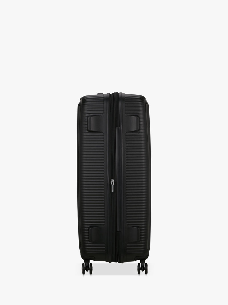American Tourister Soundbox suitcase 67cm medium, UK version