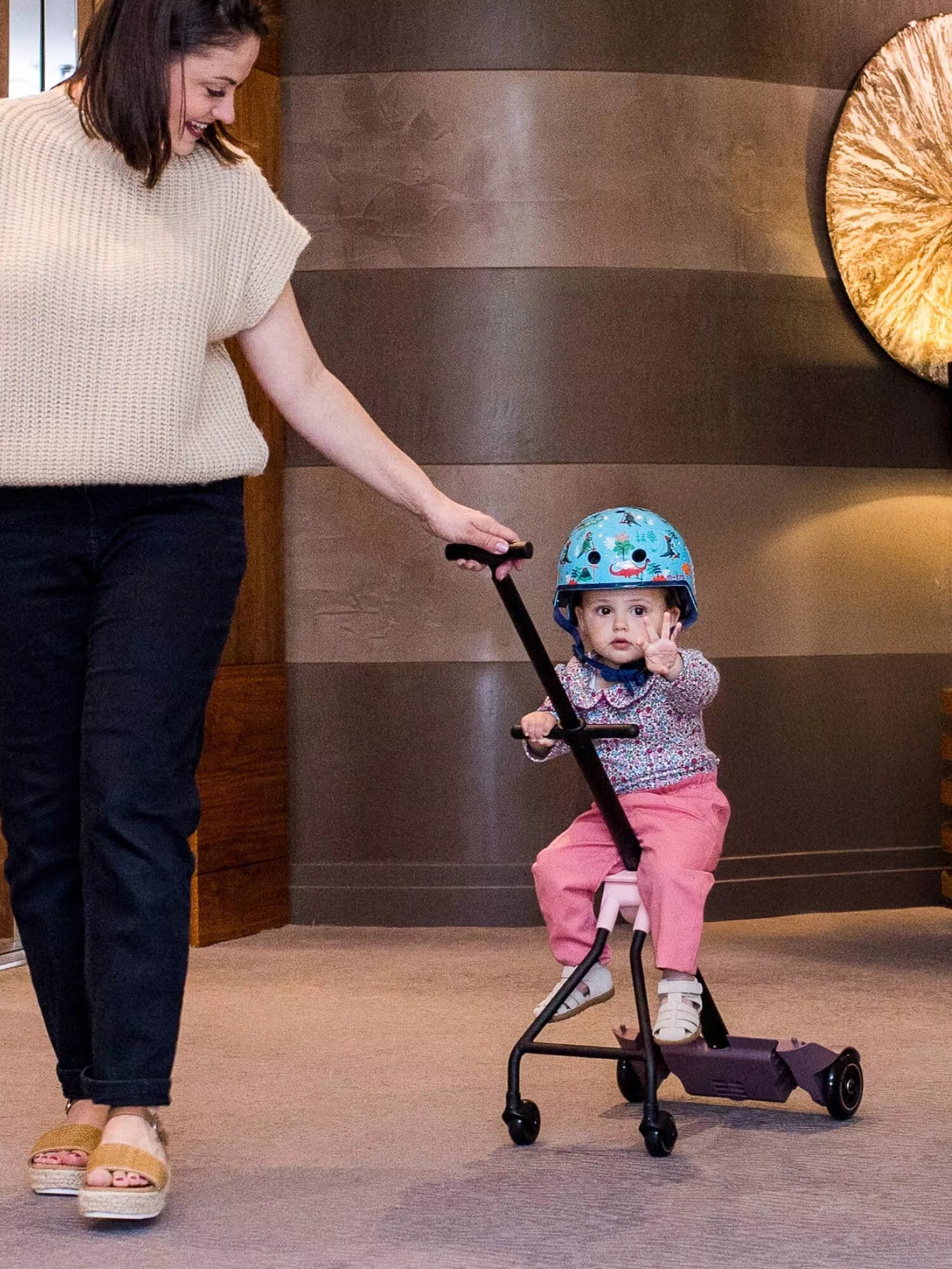 Micro Scooters ride-on suitcase Eazy Allrounder 26L, UK version