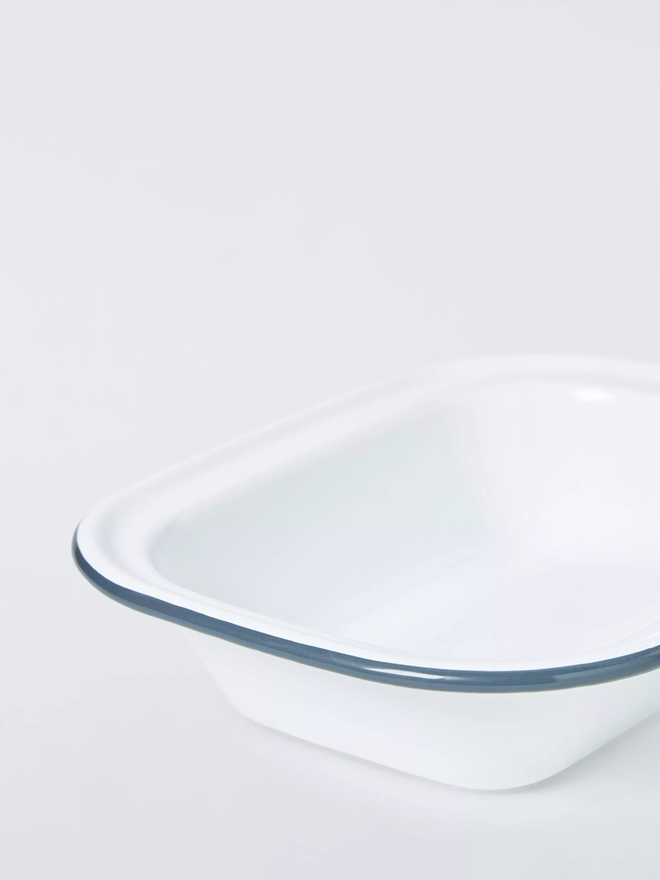 John Lewis enamel pie dish 26cm white blue, imported from the UK