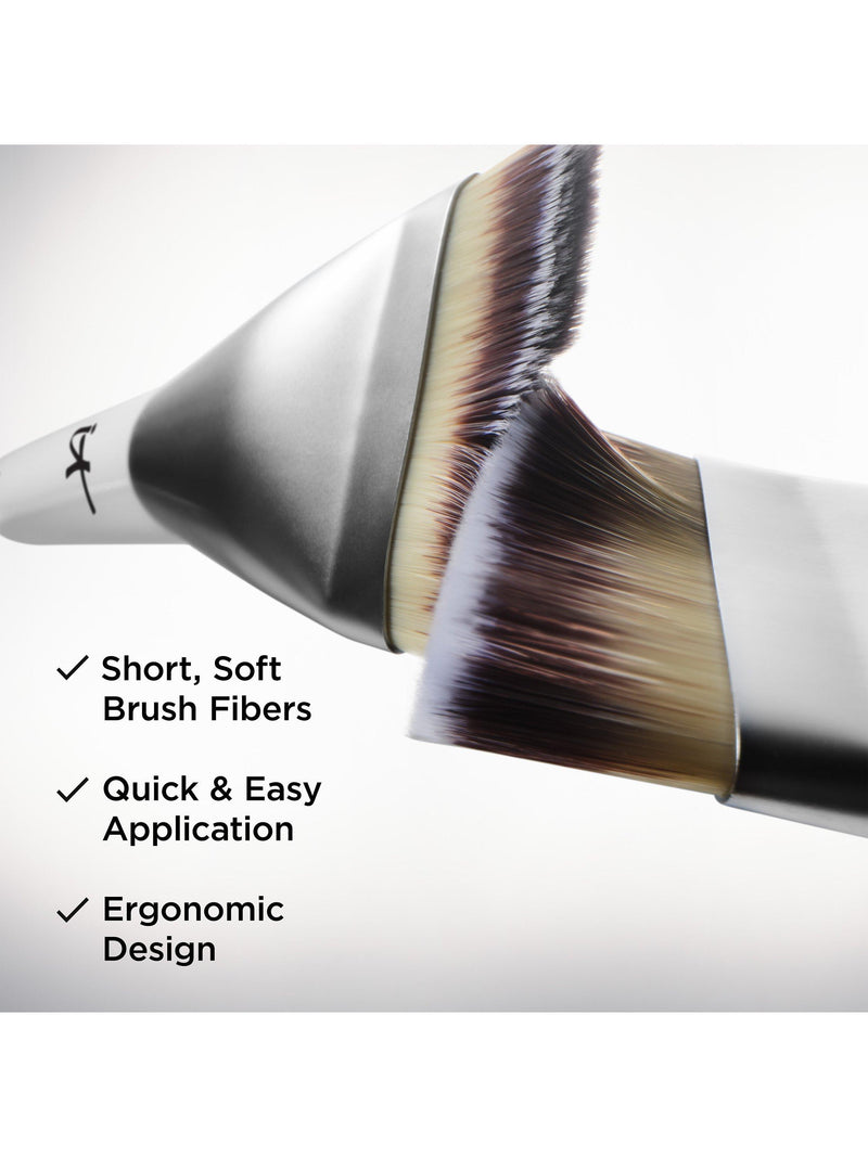 IT Cosmetics Foundation Brush Heavenly Luxe, imported from the UK