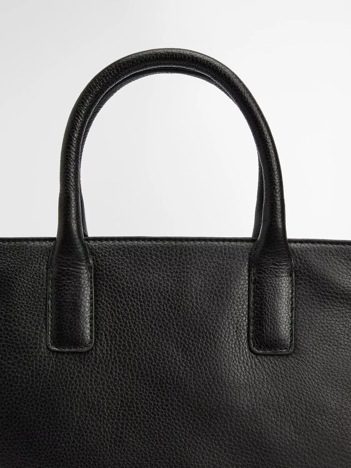 Barbour Birch Leather Tote Bag in leather finish (British brand)