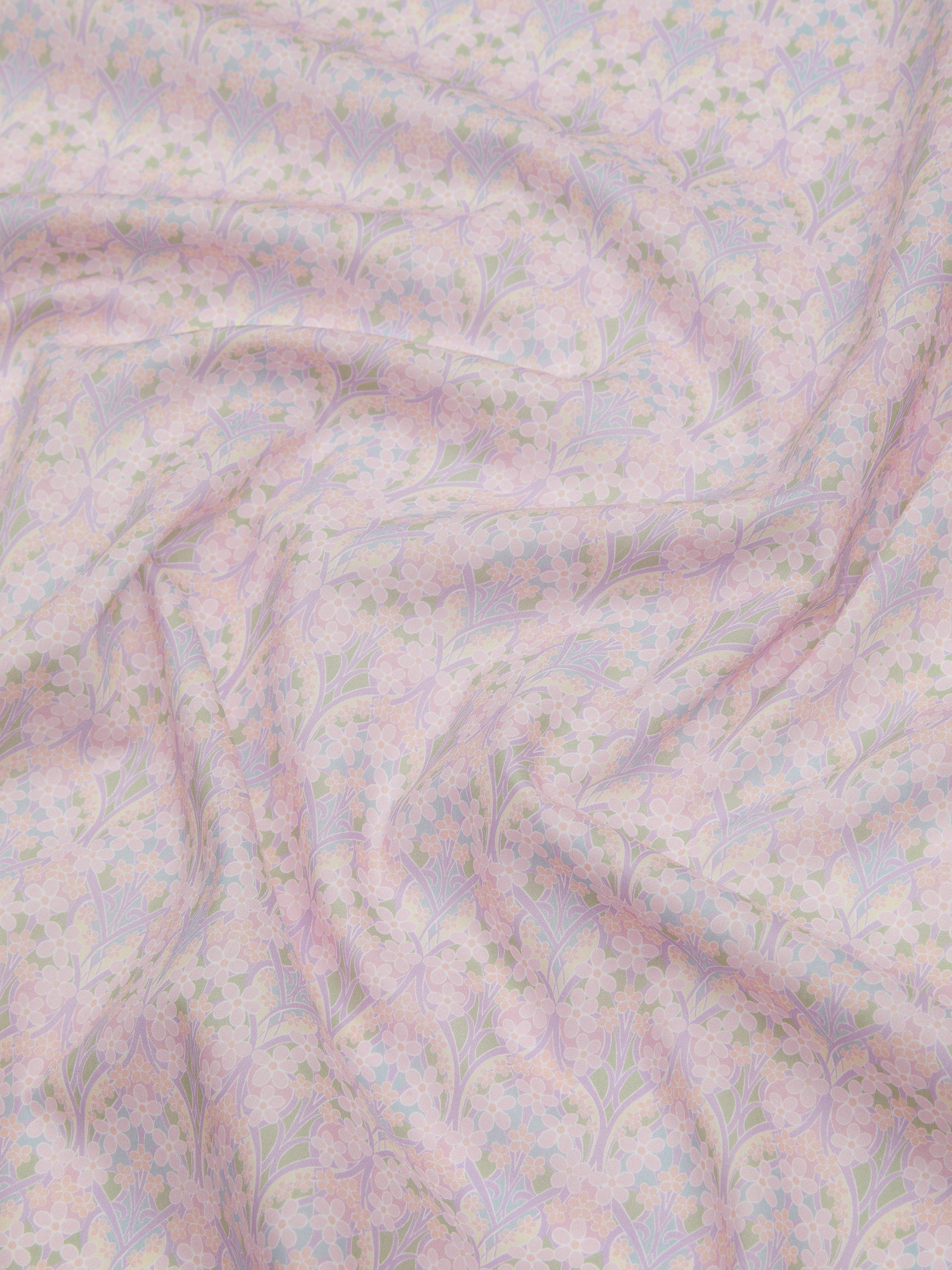 Liberty Fabrics Iona Flower Tana Lawn fabric 136cm width (British brand)