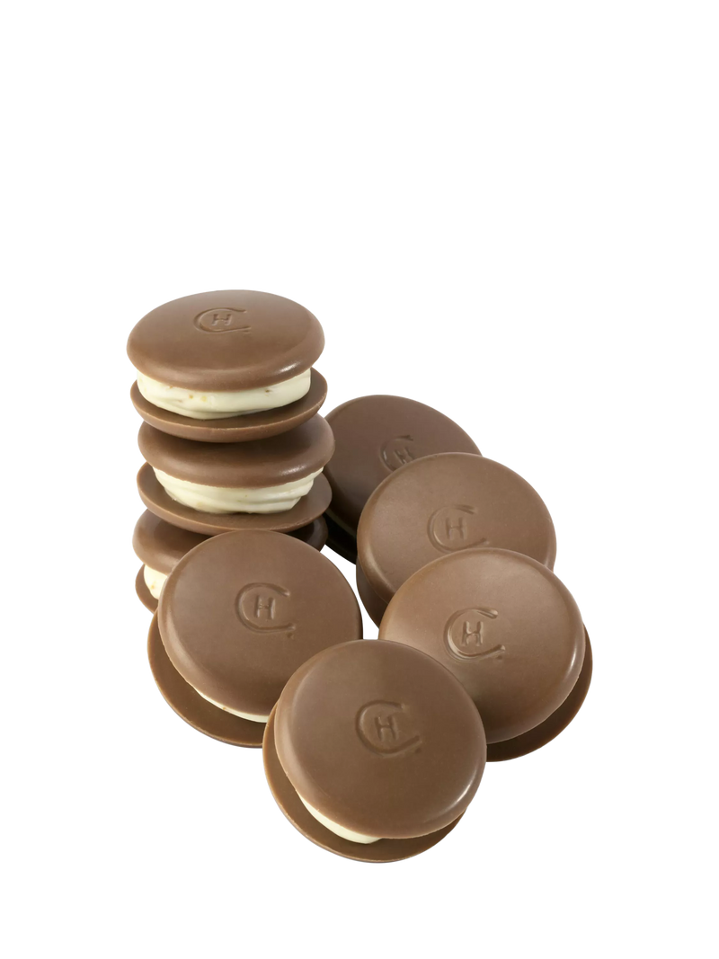 Hotel Chocolat caramel cheesecake macarons 172g, imported from the UK