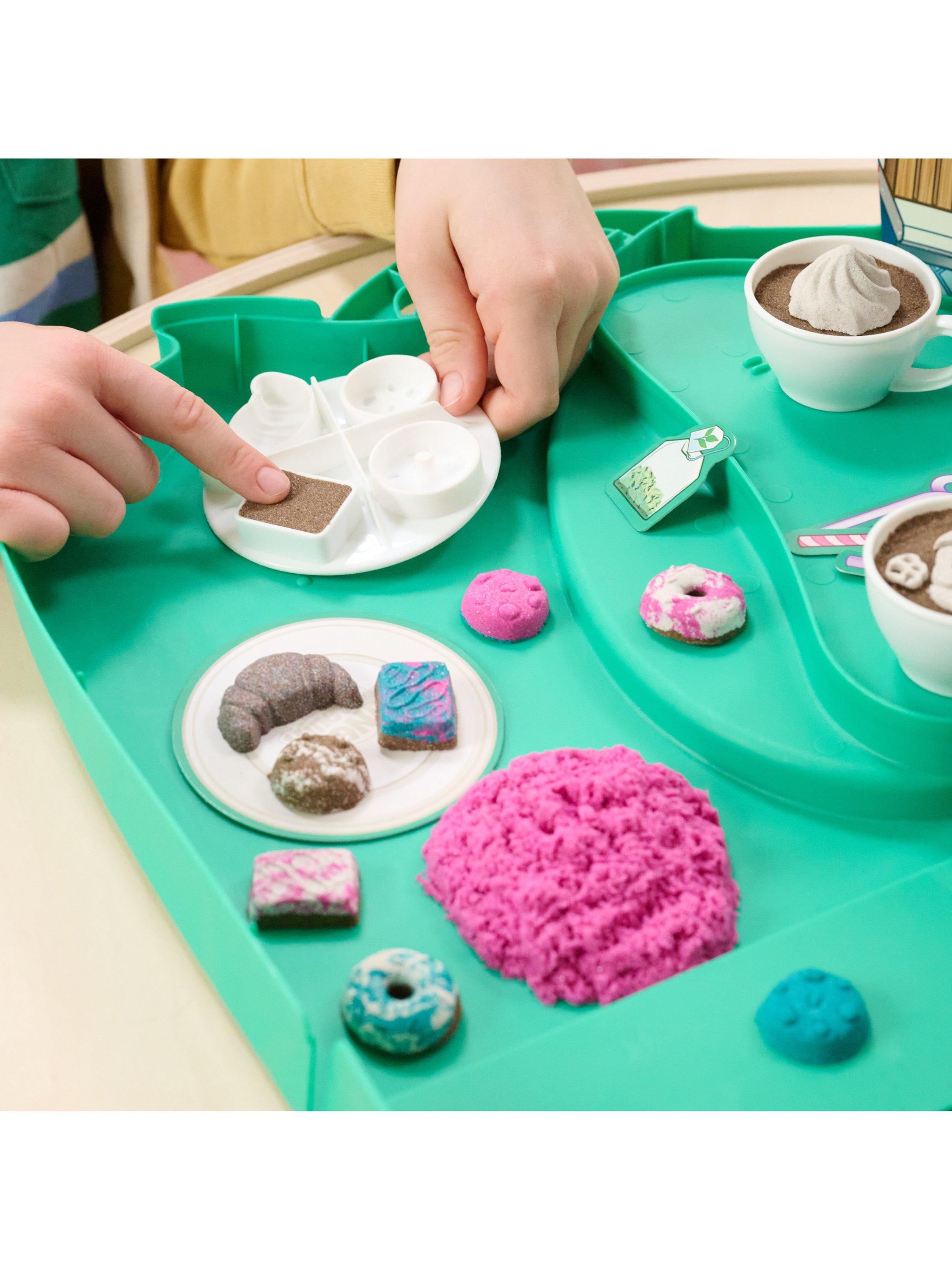 Kinetic Sand Cafe Case sensory playset 793g - British product